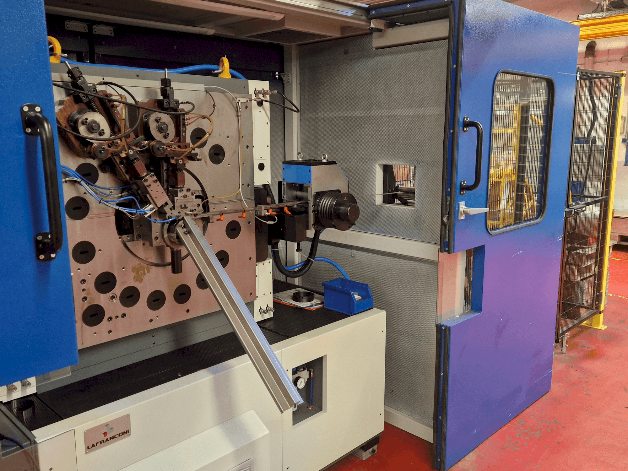 Vooraanzicht van LAFRANCONI LM 400 machine