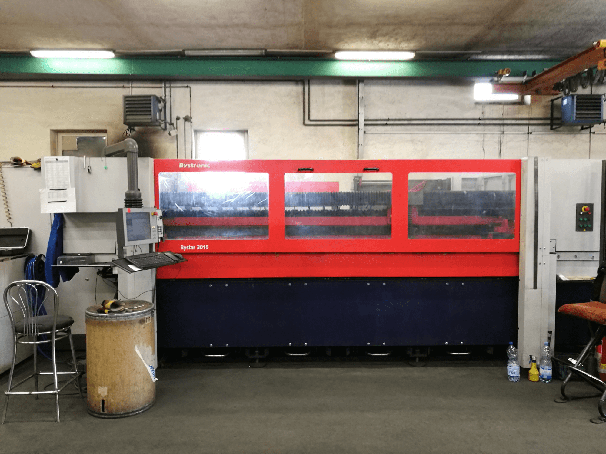 Vooraanzicht van Bystronic Bystar 3015 machine