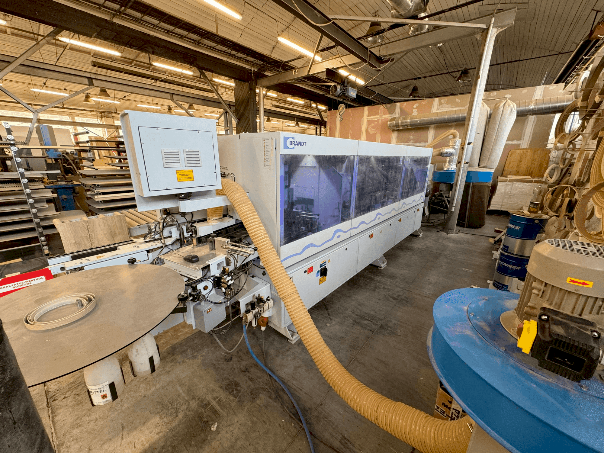 Vooraanzicht van HOMAG Brandt KDF 650 machine