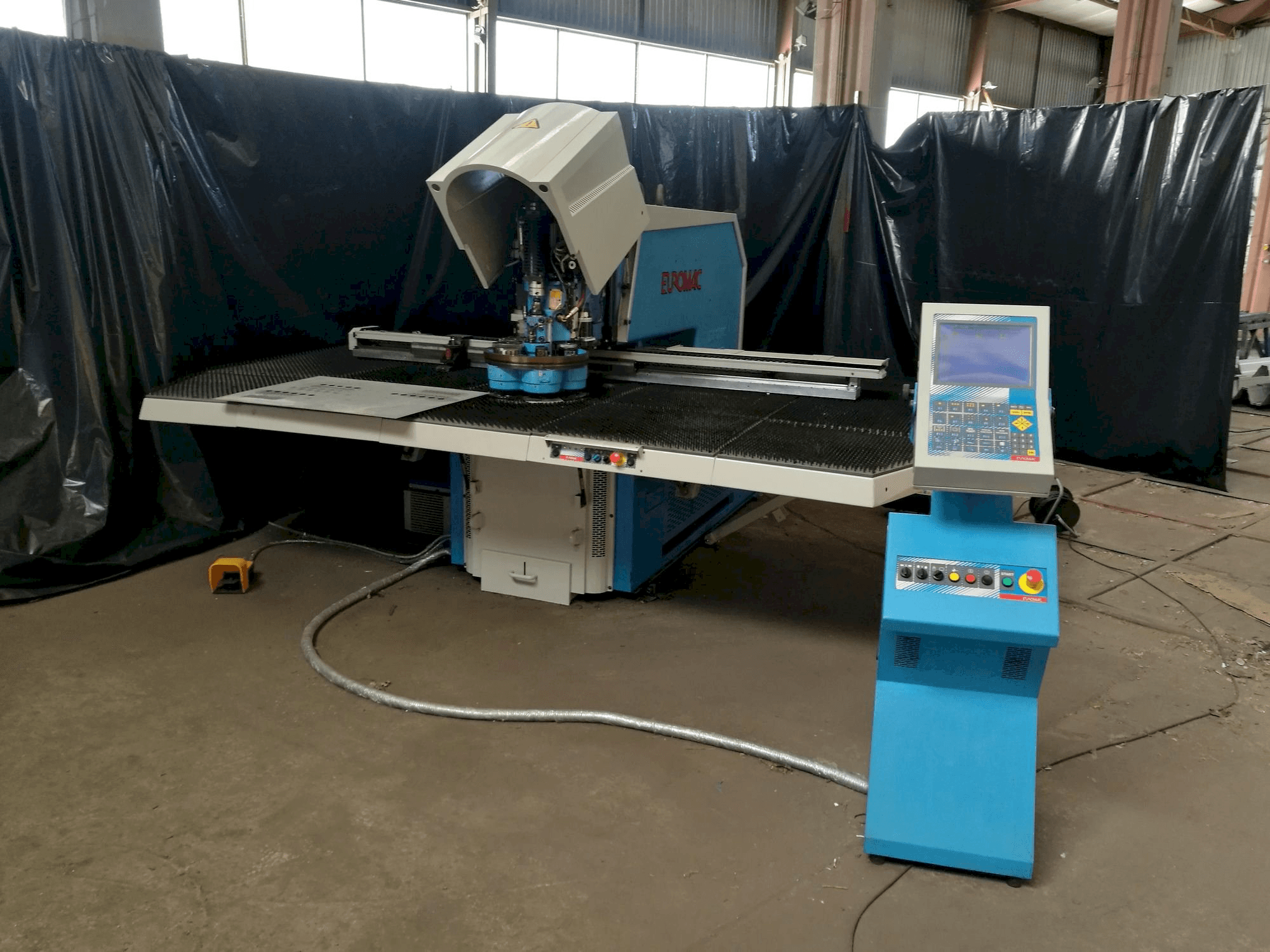 Vooraanzicht van Euromac MTX INDEX machine