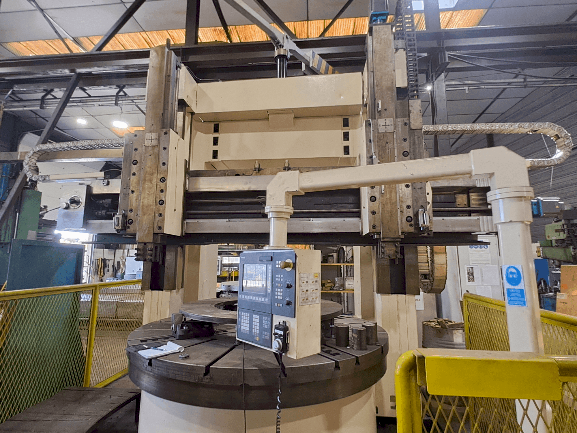 Vooraanzicht van WUXI C 5225x16/10 machine