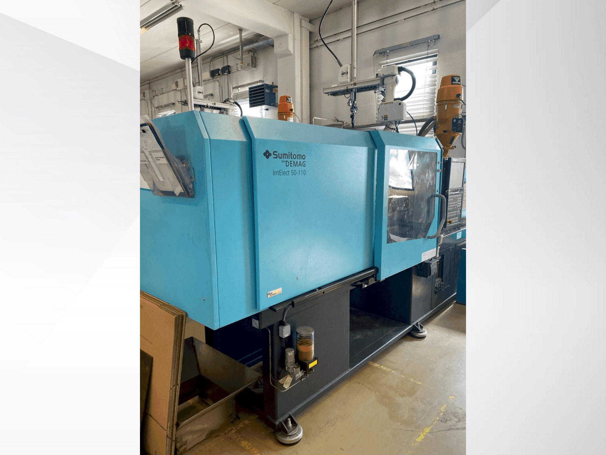 Vooraanzicht van DEMAG IntElect 50/370-110 machine