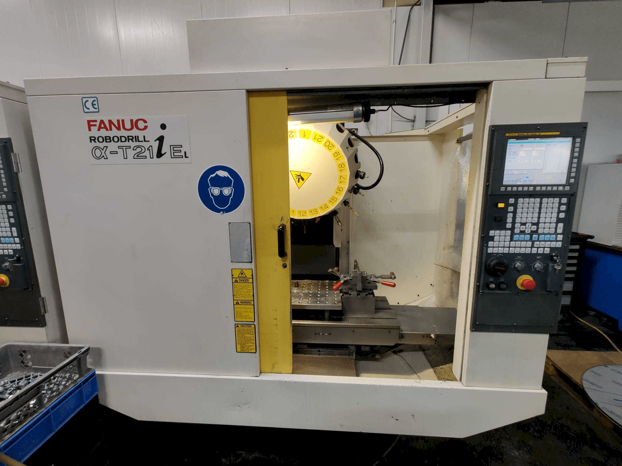 Vooraanzicht van FANUC Robodrill α-T21iEL machine