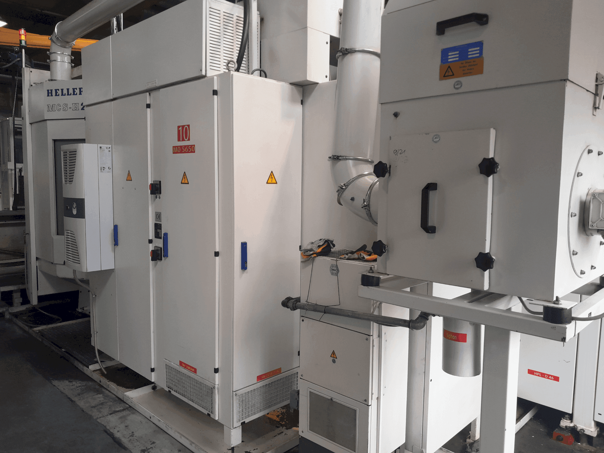 Vooraanzicht van HELLER MCS-H 250 machine