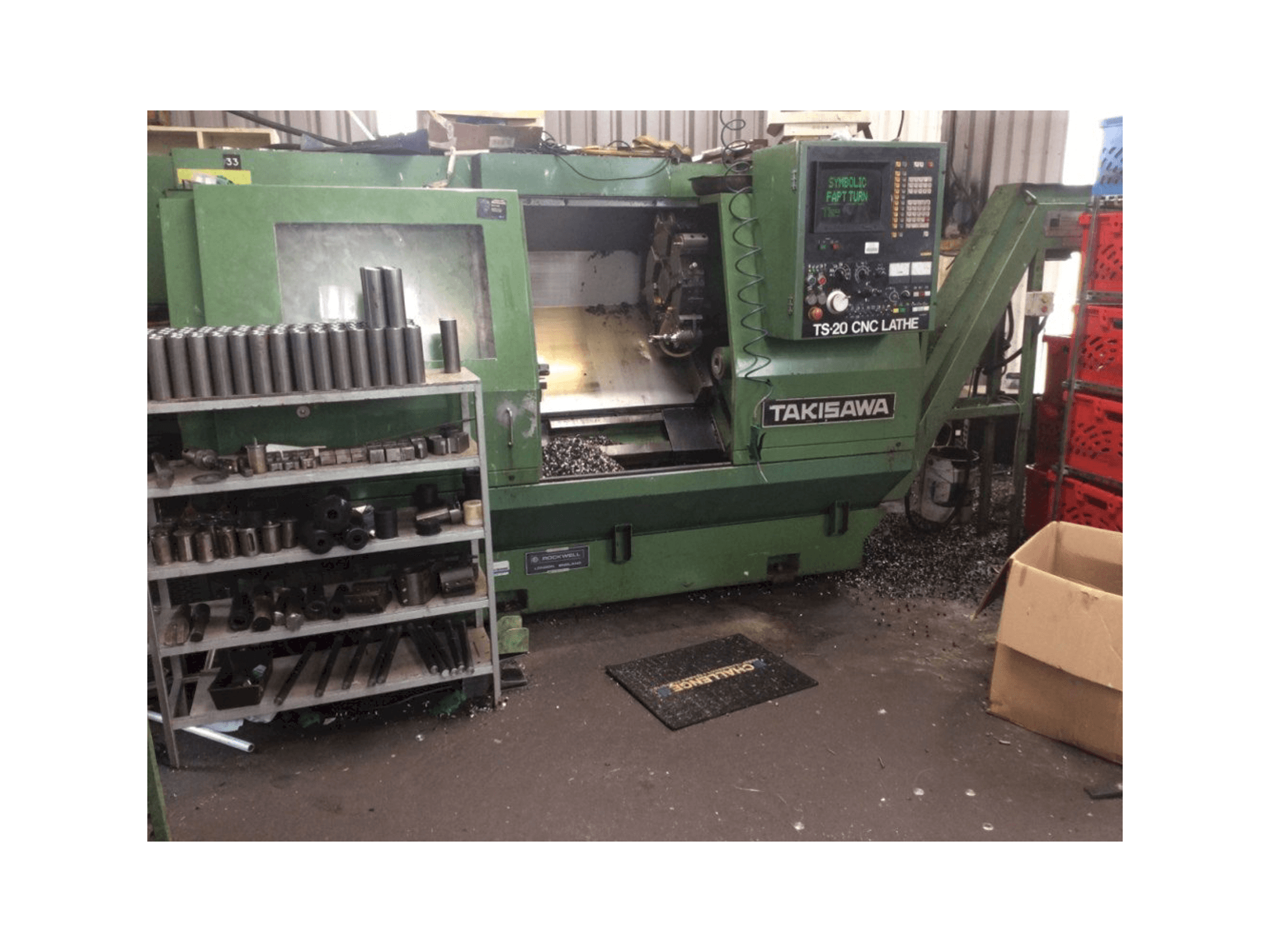 Vooraanzicht van Takisawa TS-20 machine