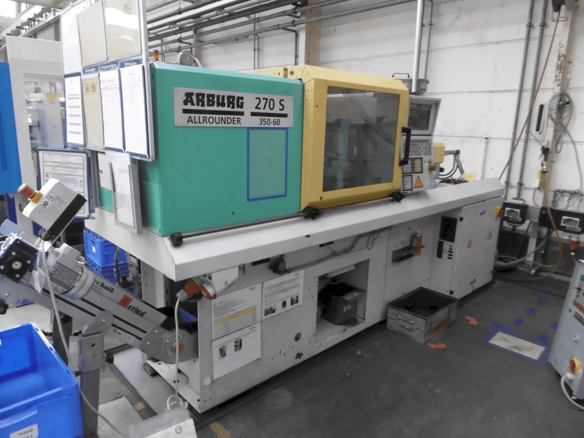 Vooraanzicht van Arburg 270S-350-60 machine
