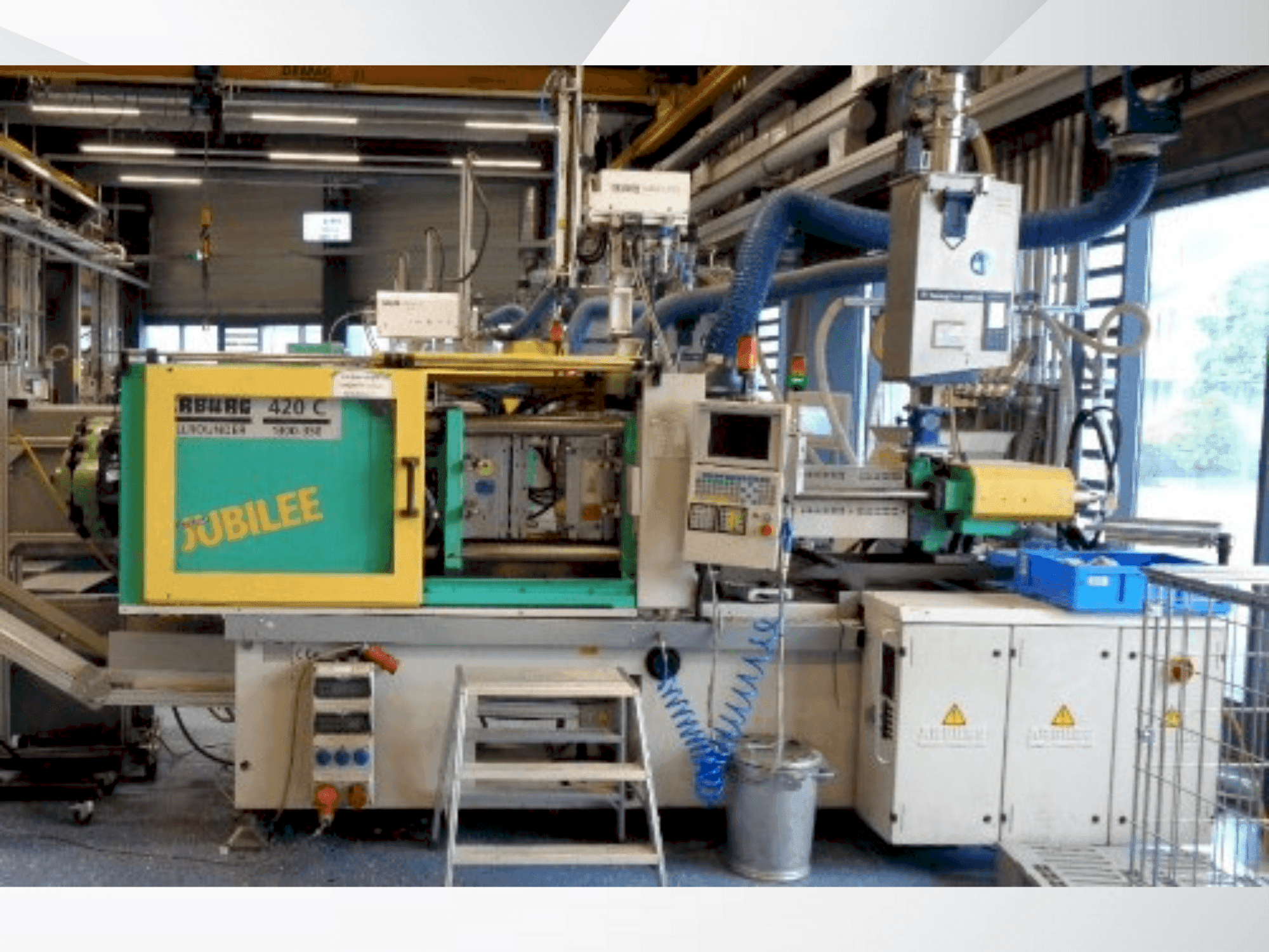 Vooraanzicht van Arburg Allrounder 420 C 1300-350 machine
