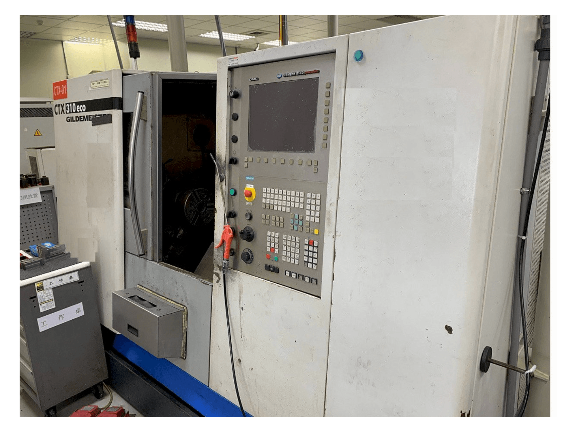 Vooraanzicht van Gildemeister CTX 310V1 eco machine