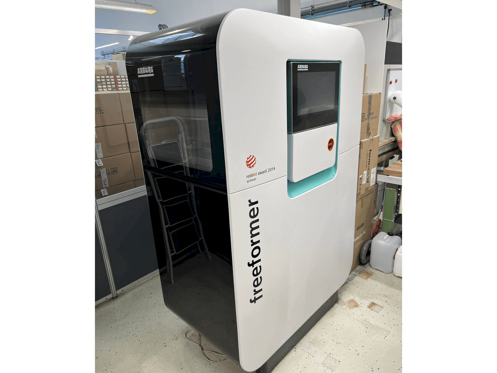 Vooraanzicht van Arburg Freeformer 200 machine