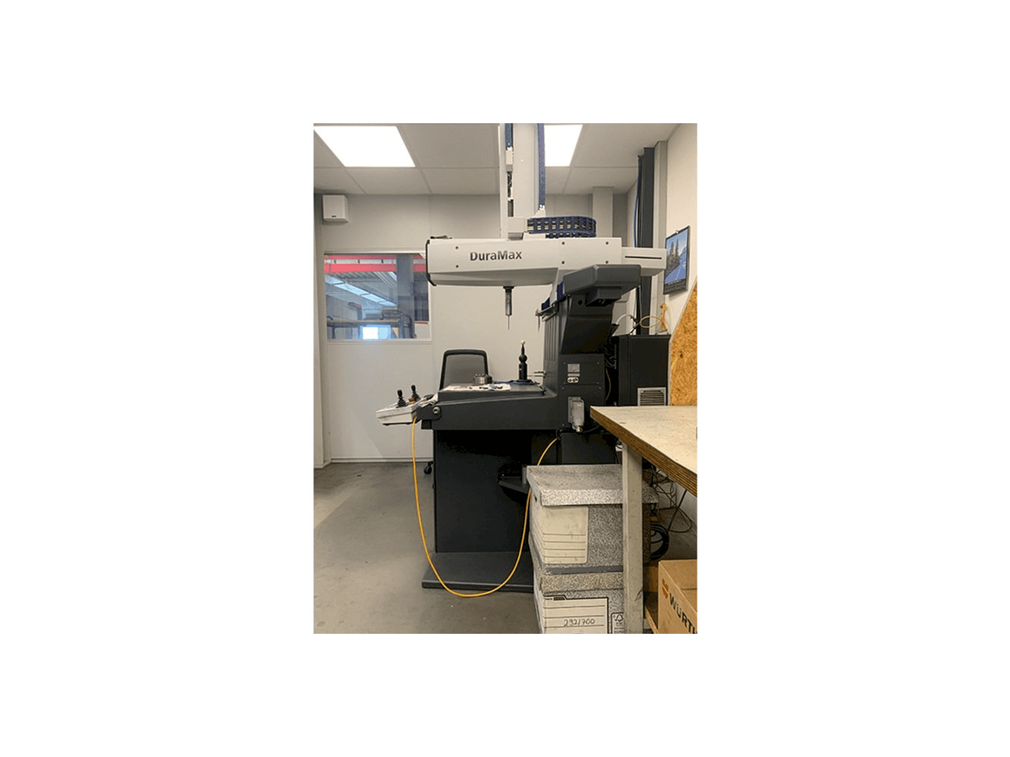 Vooraanzicht van ZEISS Duramax 3-D machine