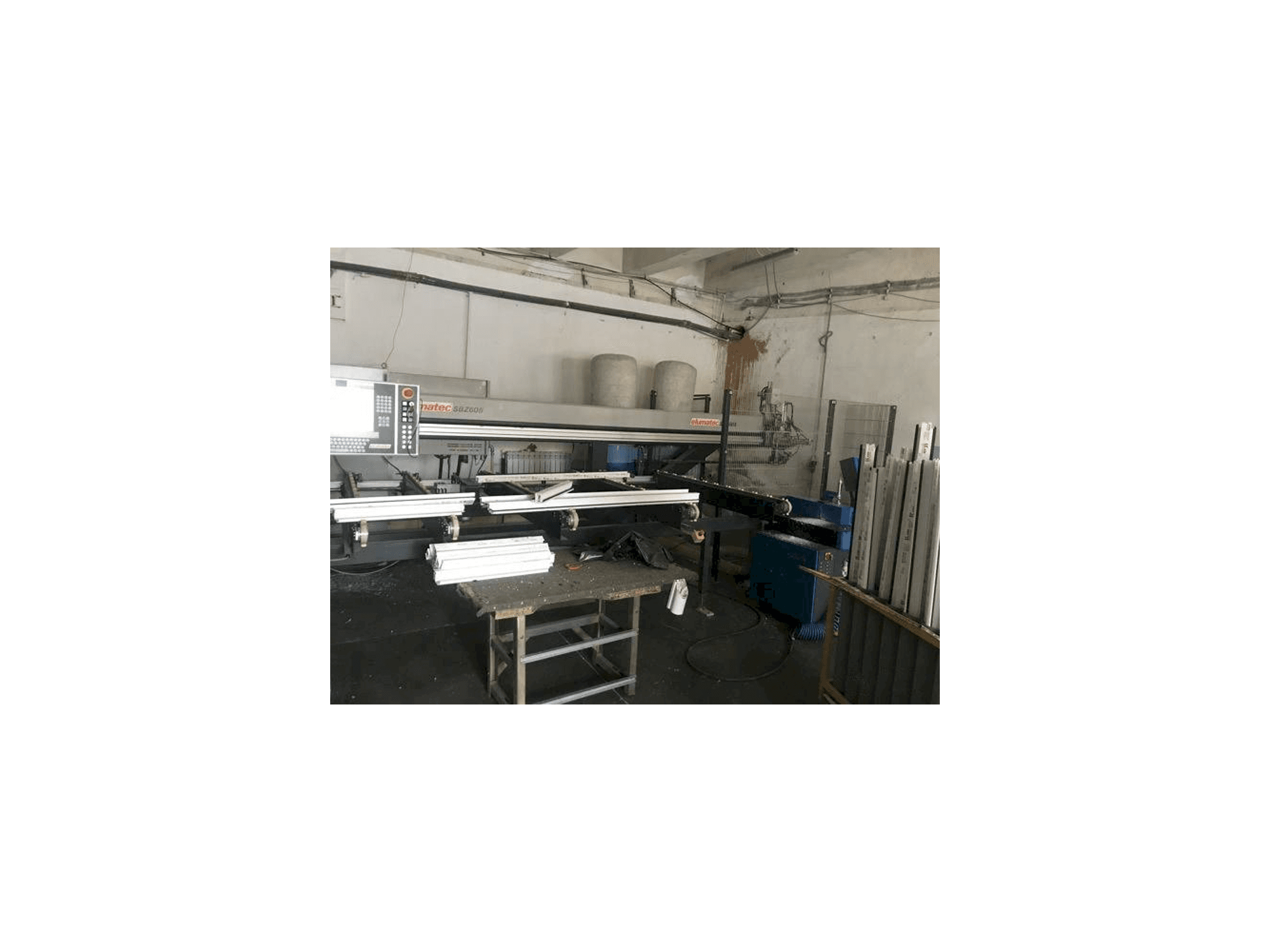 Vooraanzicht van Elumatec SBZ 608 machine