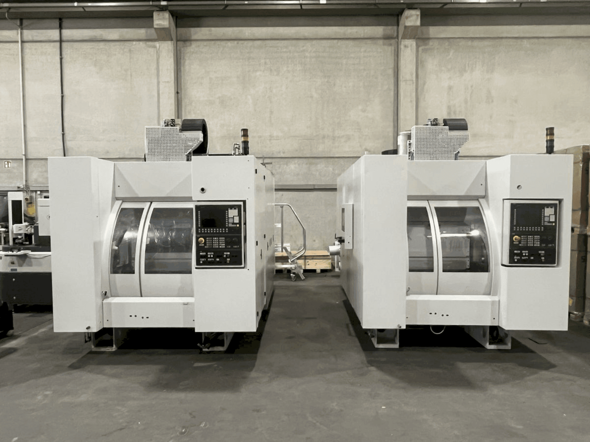 Vooraanzicht van SW BAS 03-22 machine