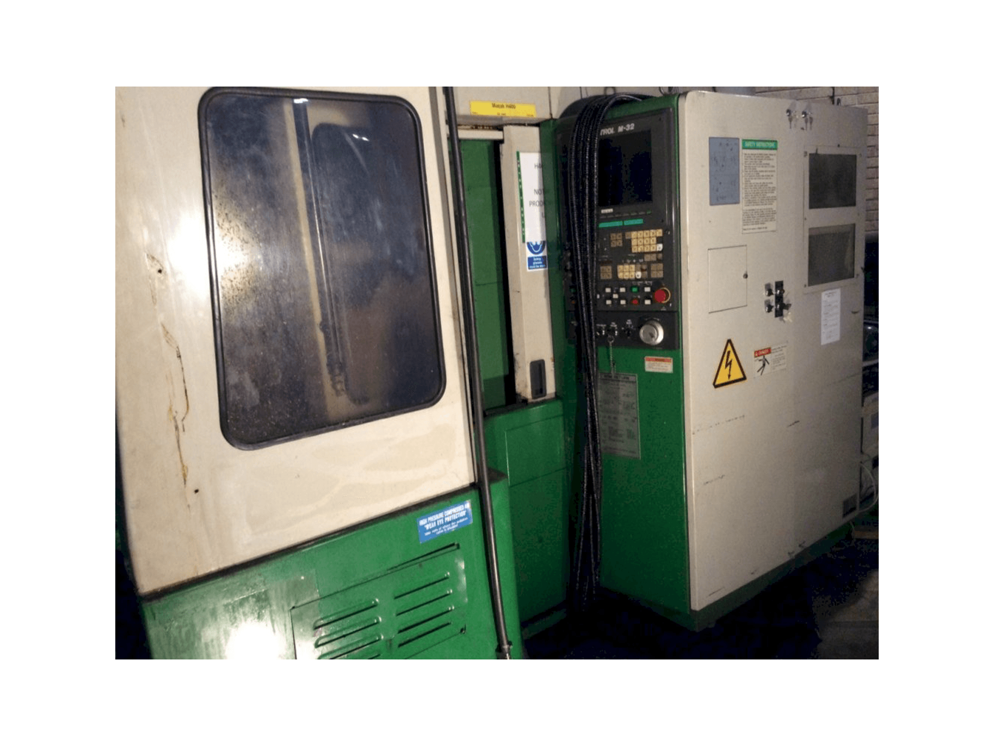 Vooraanzicht van Mazak Mazatech H400 machine