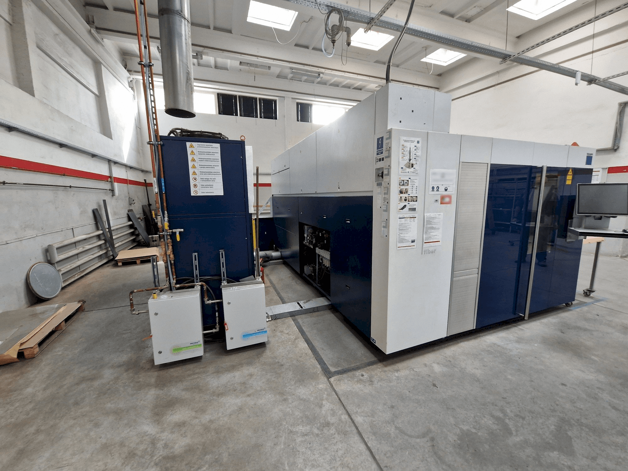 Vooraanzicht van Trumpf TruLaser 3030 Fiber machine