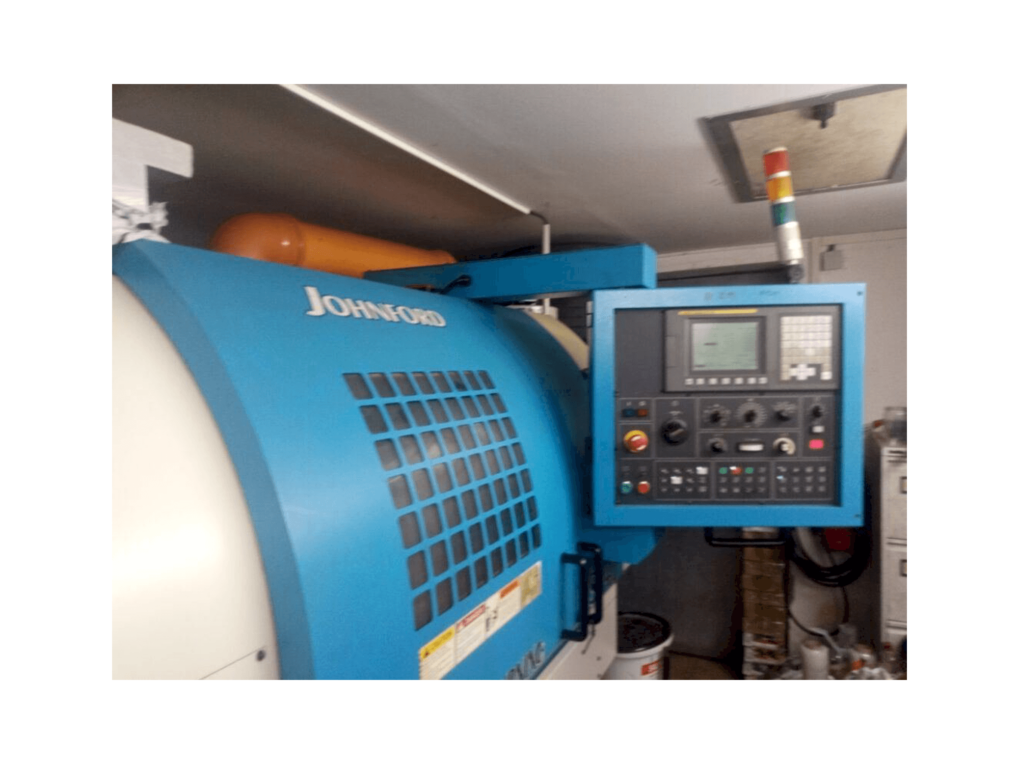 Vooraanzicht van Johnford SL-40 machine