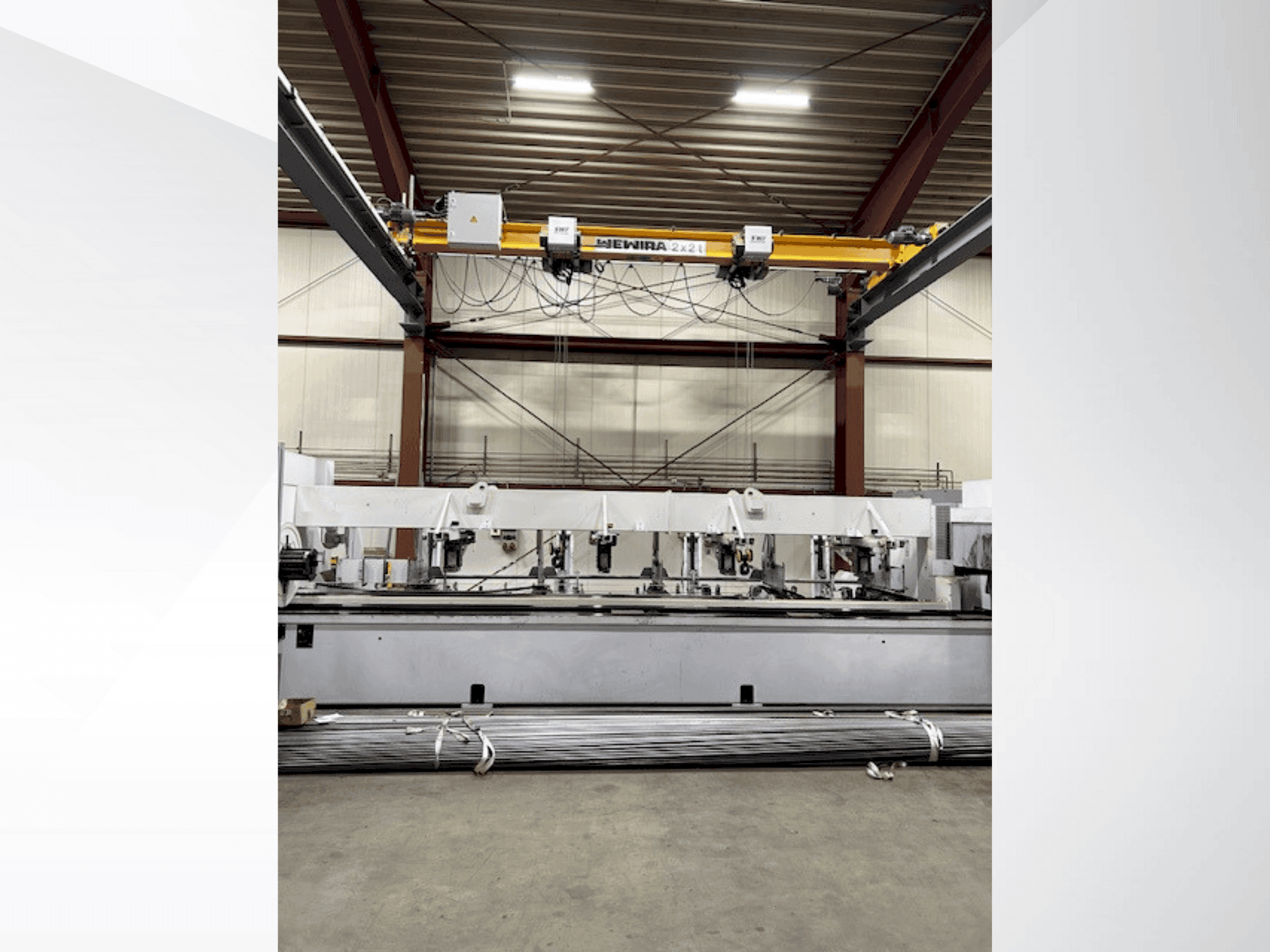 Vooraanzicht van TRUMPF Tru Laser Tube 3000 Fiber machine