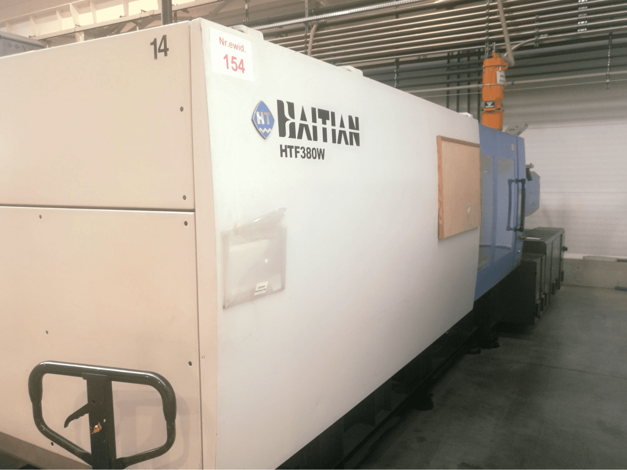 Linkerzijdeaanzicht van HAITIAN HFT 380 W machine