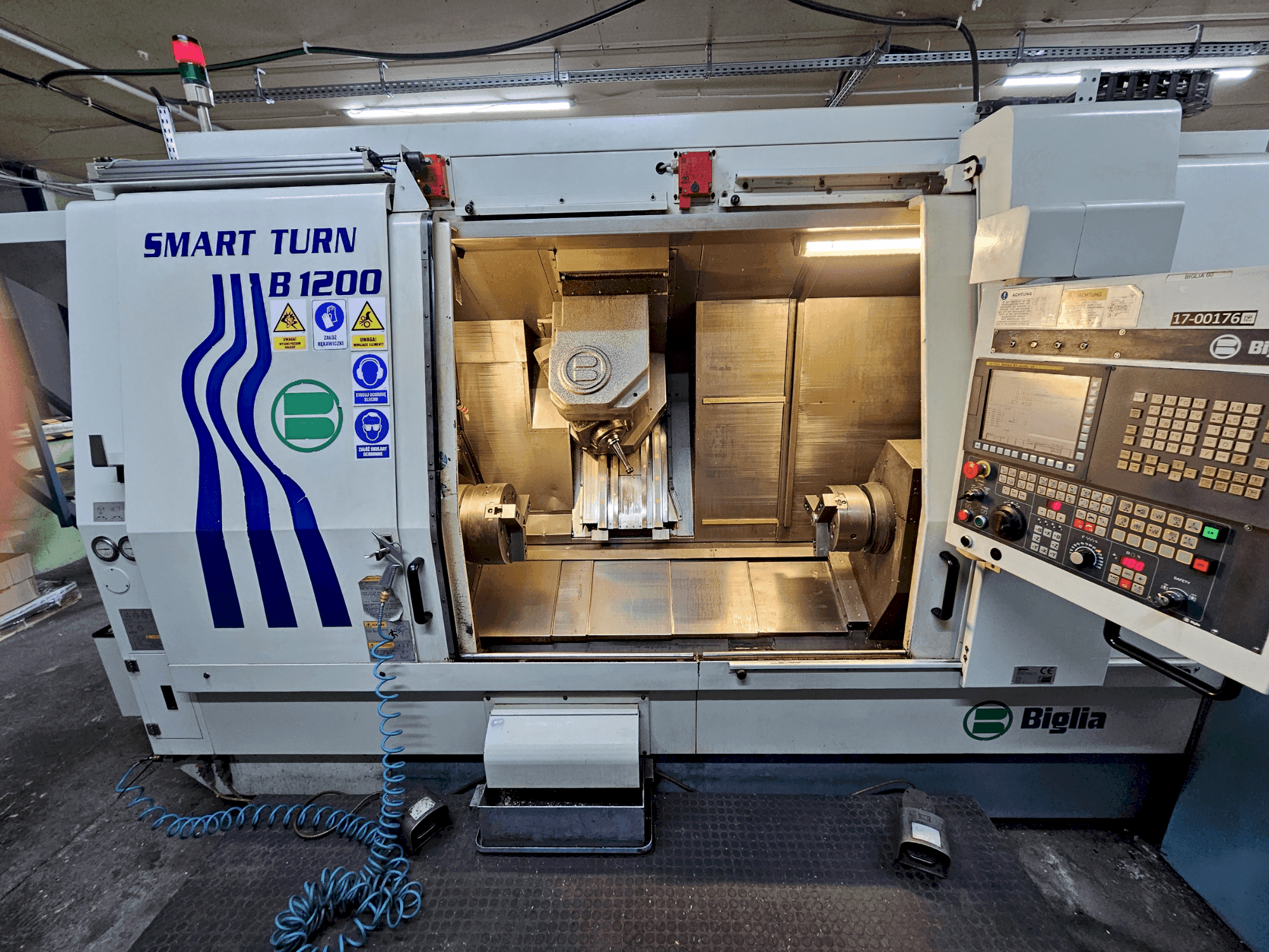 Vooraanzicht van Biglia Smart Turn 1200 machine