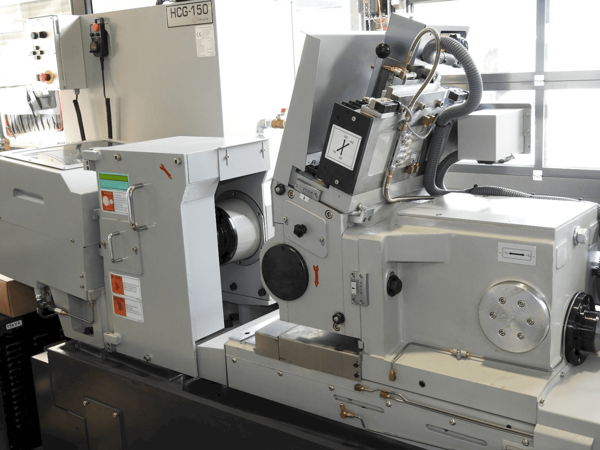 Vooraanzicht van Hanwha HCG 150 machine