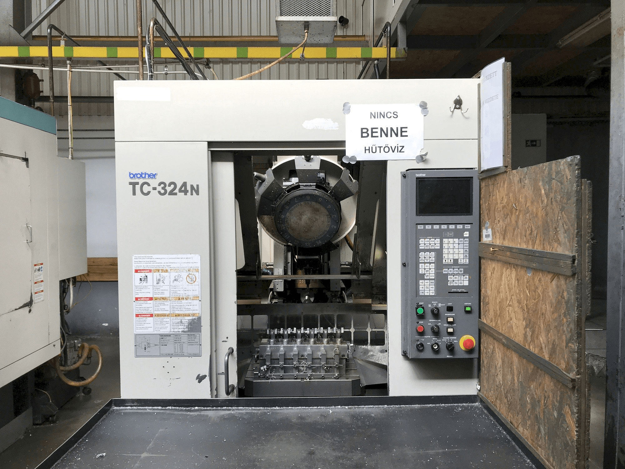 Vooraanzicht van Brother TC-324N machine