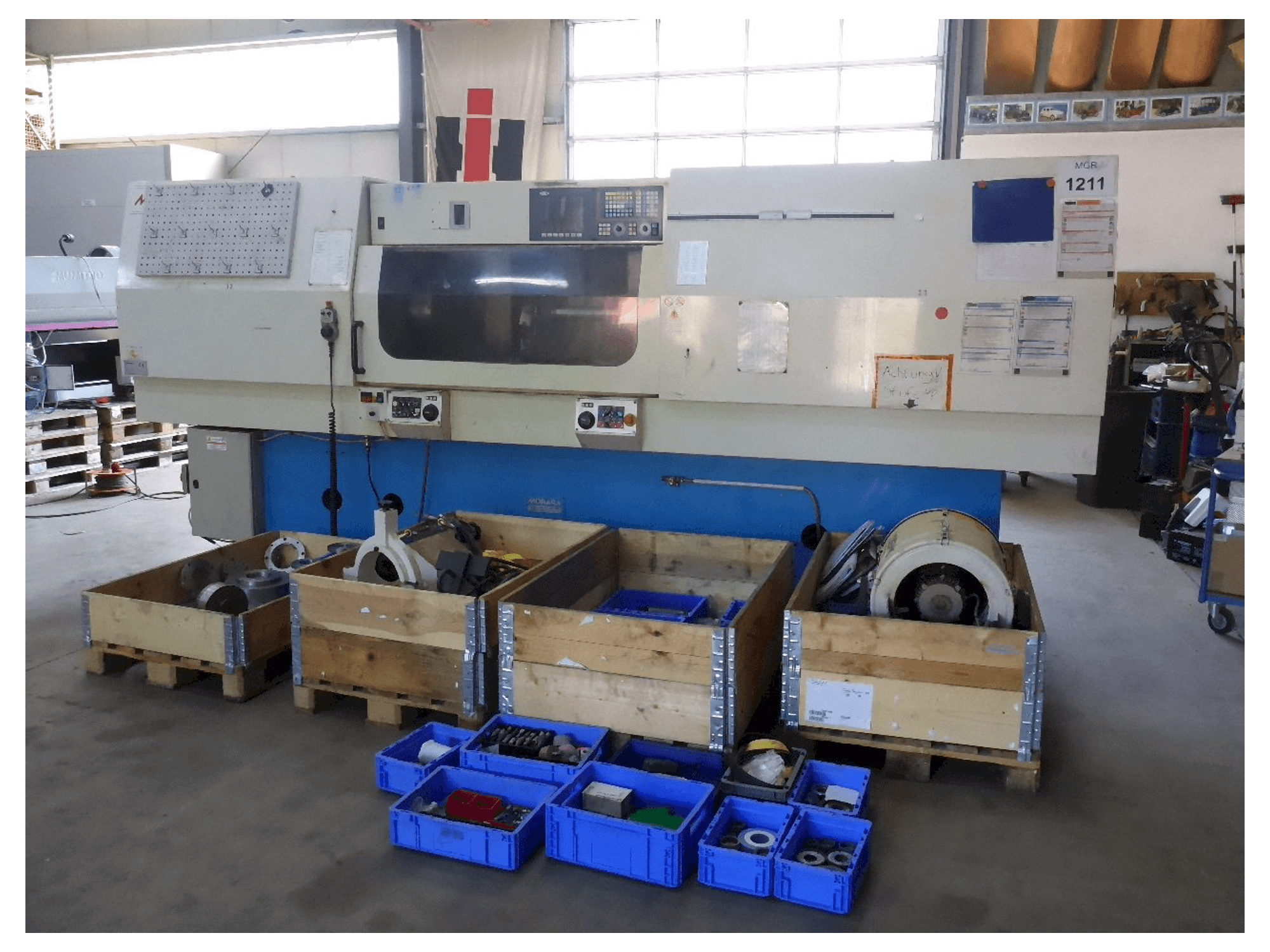 Vooraanzicht van MORARA Heavy Quick I/E 1000 CNC machine