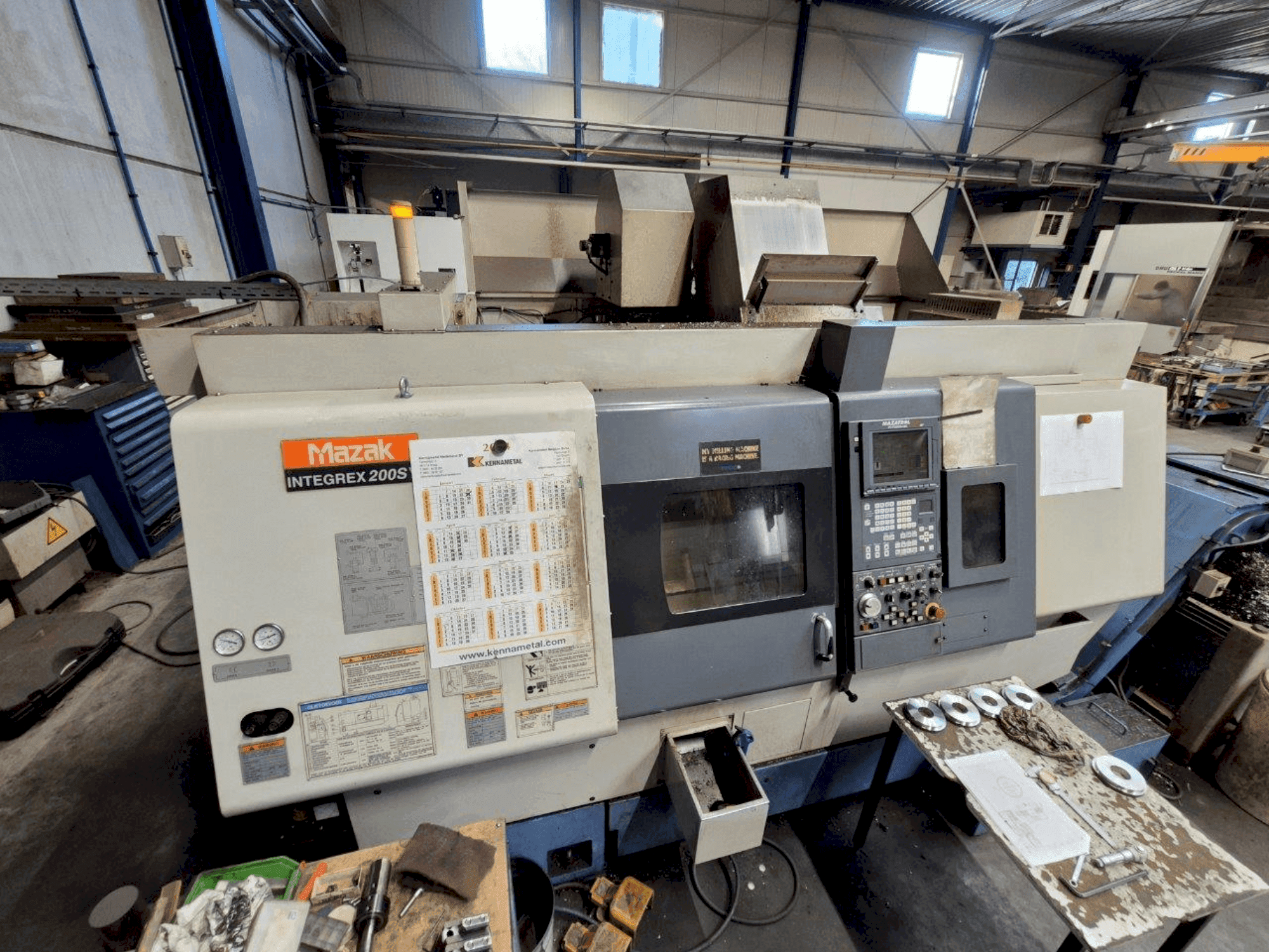Vooraanzicht van Mazak Integrex 200SY machine