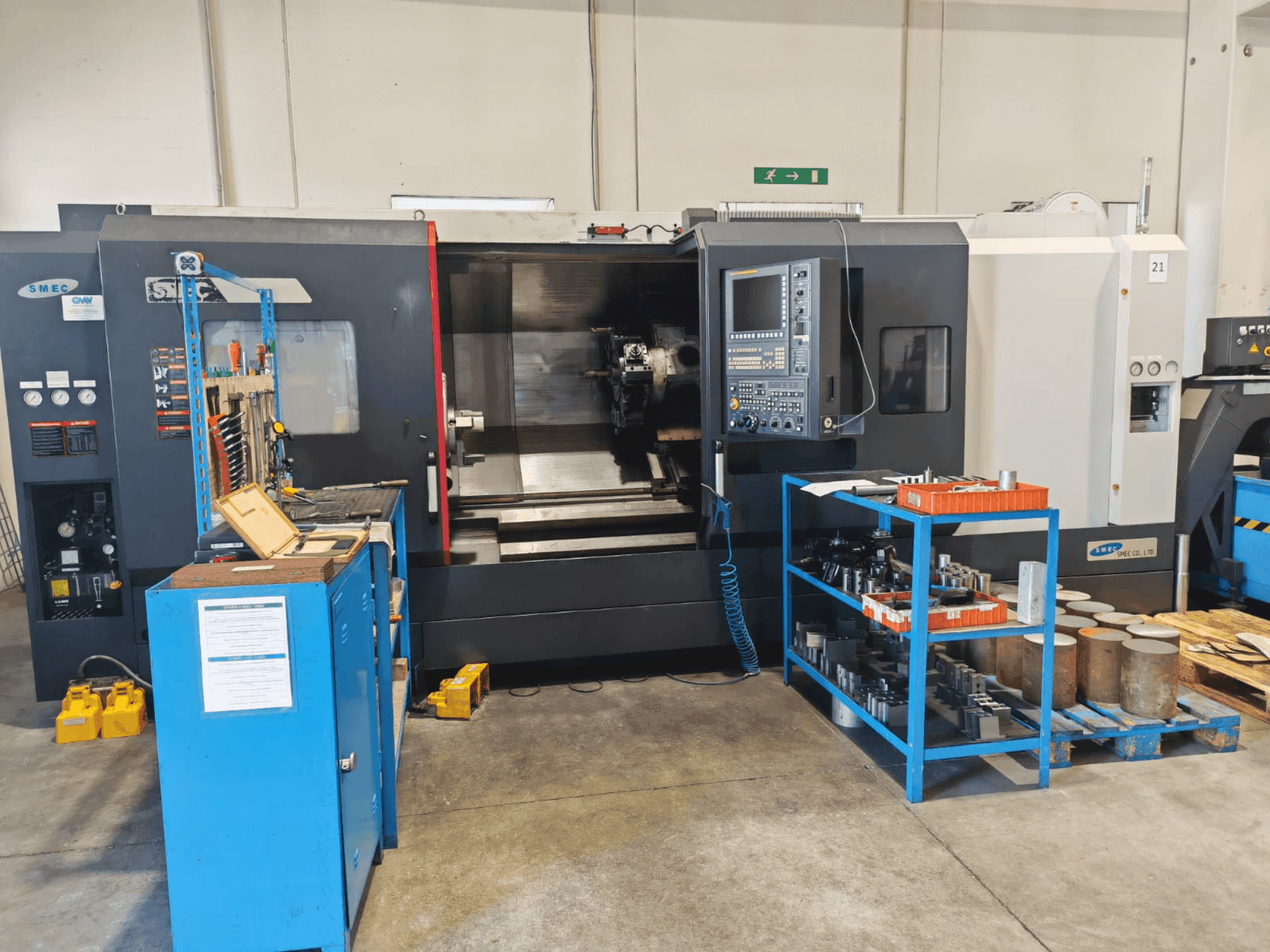 Vooraanzicht van SMEC Samsung 3500 XLY machine