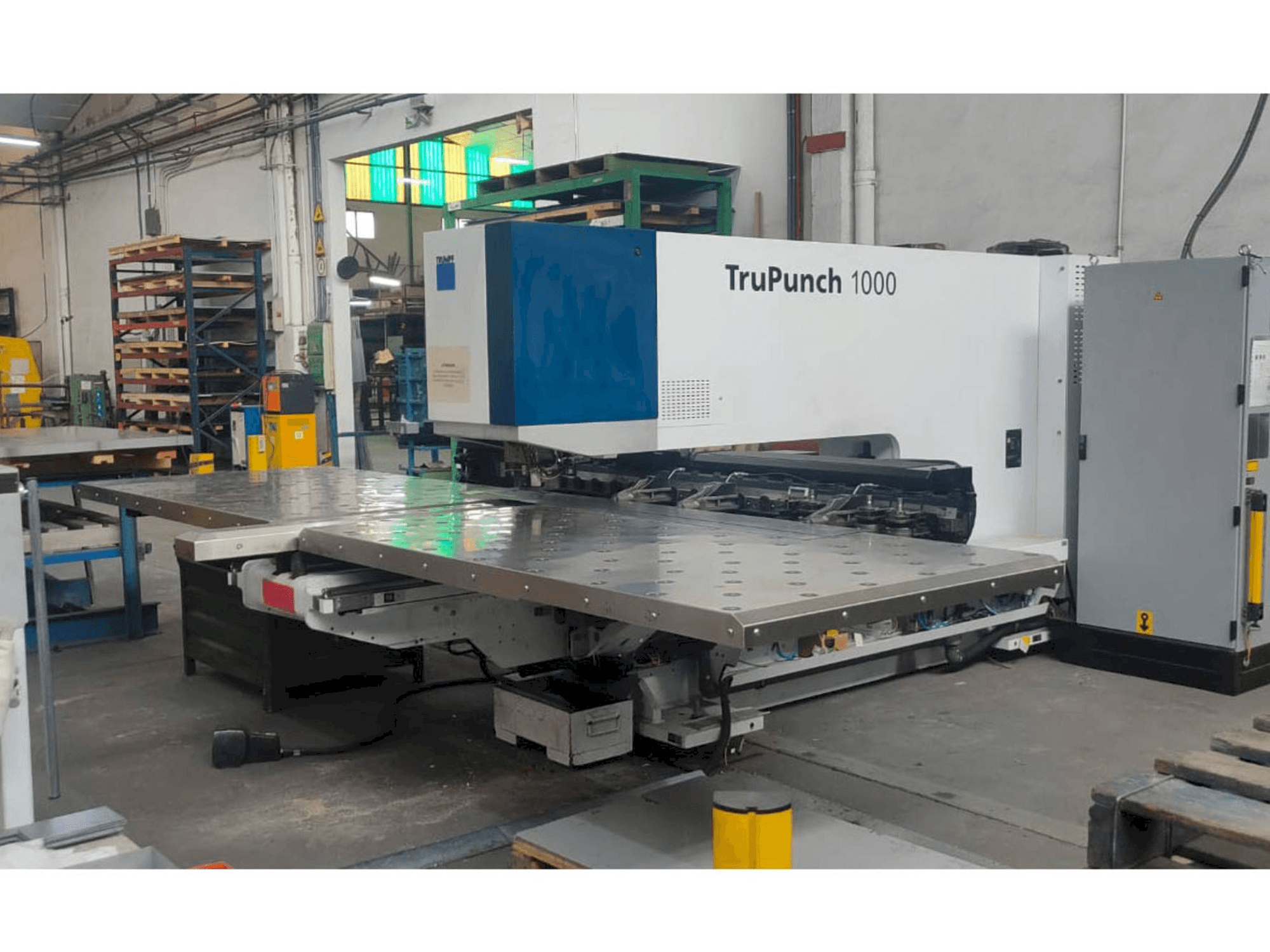 Vooraanzicht van Trumpf TruPunch 1000 (S05) machine