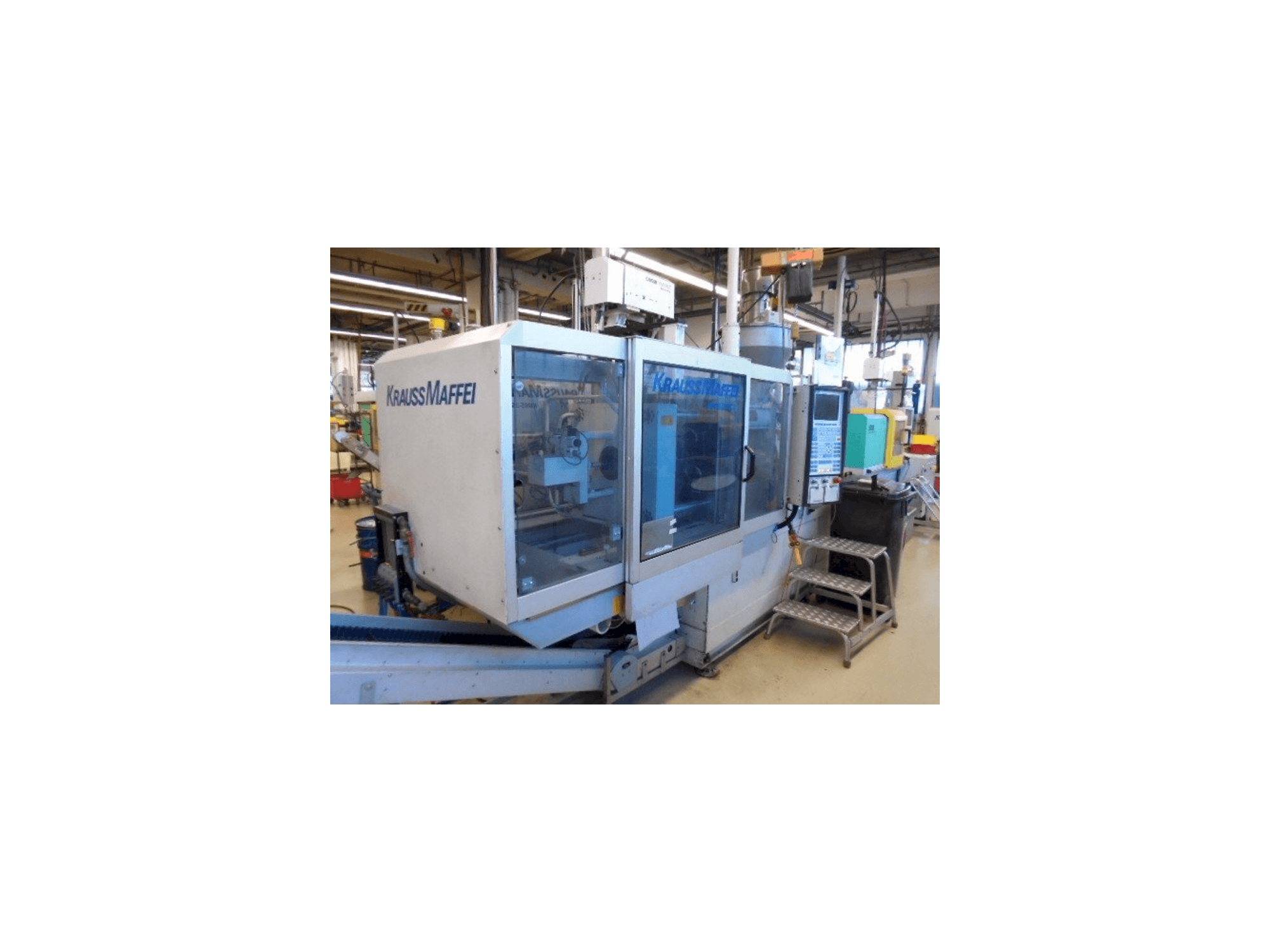 Linkerzijdeaanzicht van Krauss Maffei KM 65-390-C2 machine