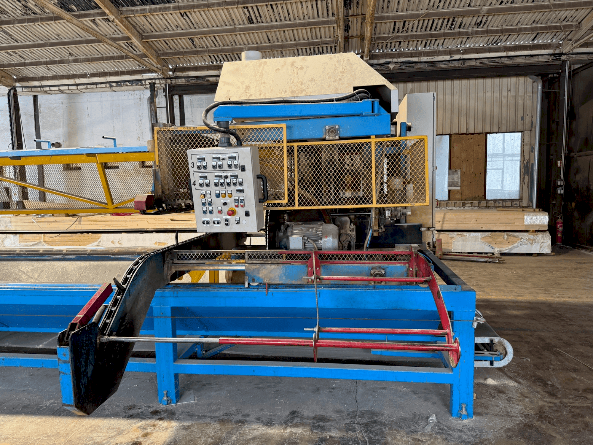 Vooraanzicht van MITEK VKP 4 machine