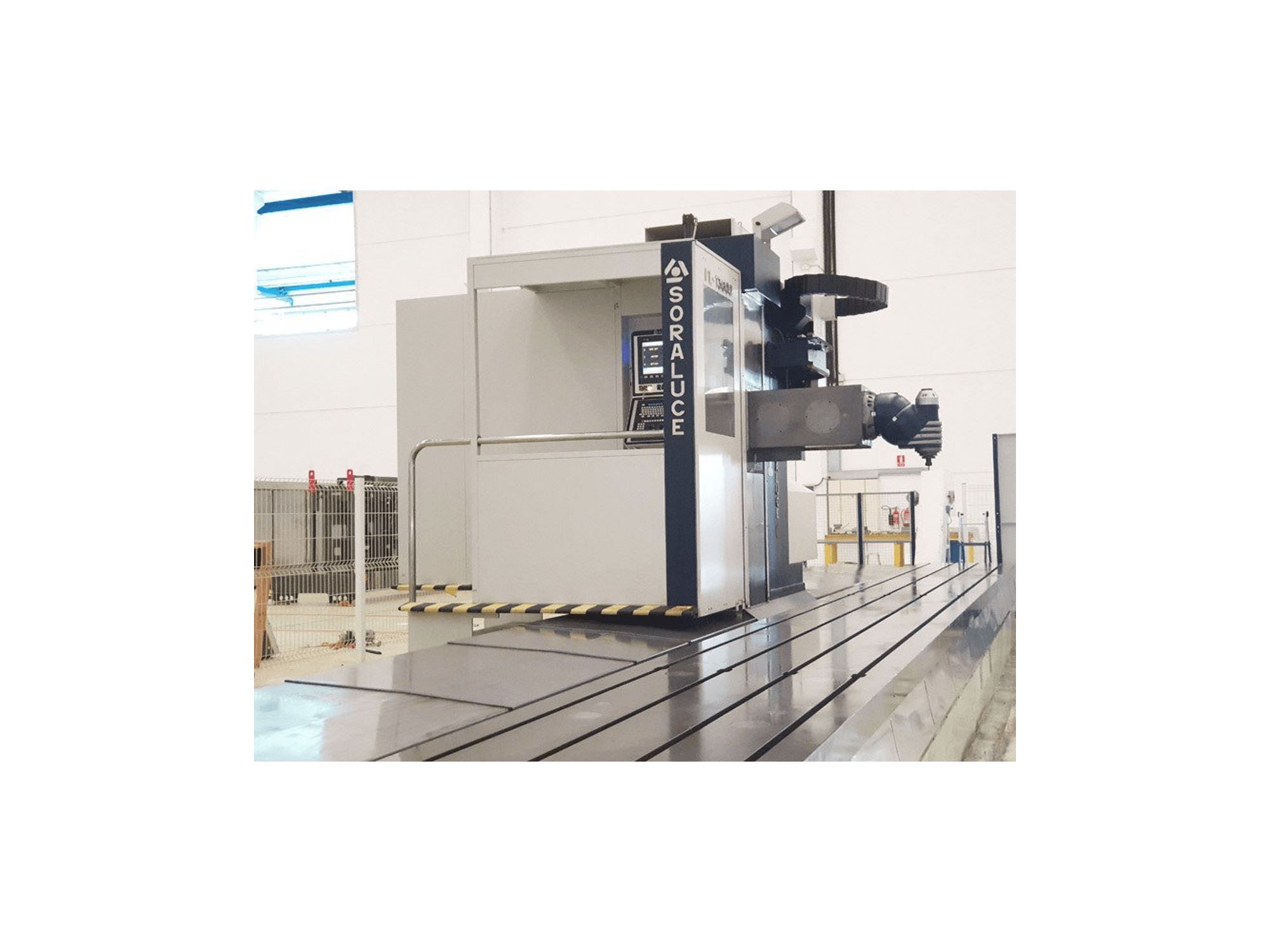 Vooraanzicht van Soraluce FL-13000 machine