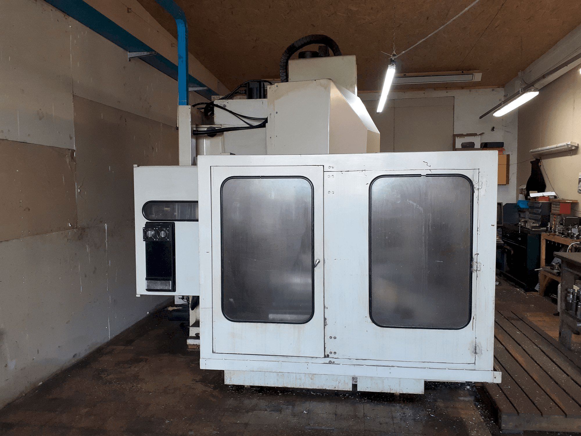 Vooraanzicht van Hurco BMC 50-P machine