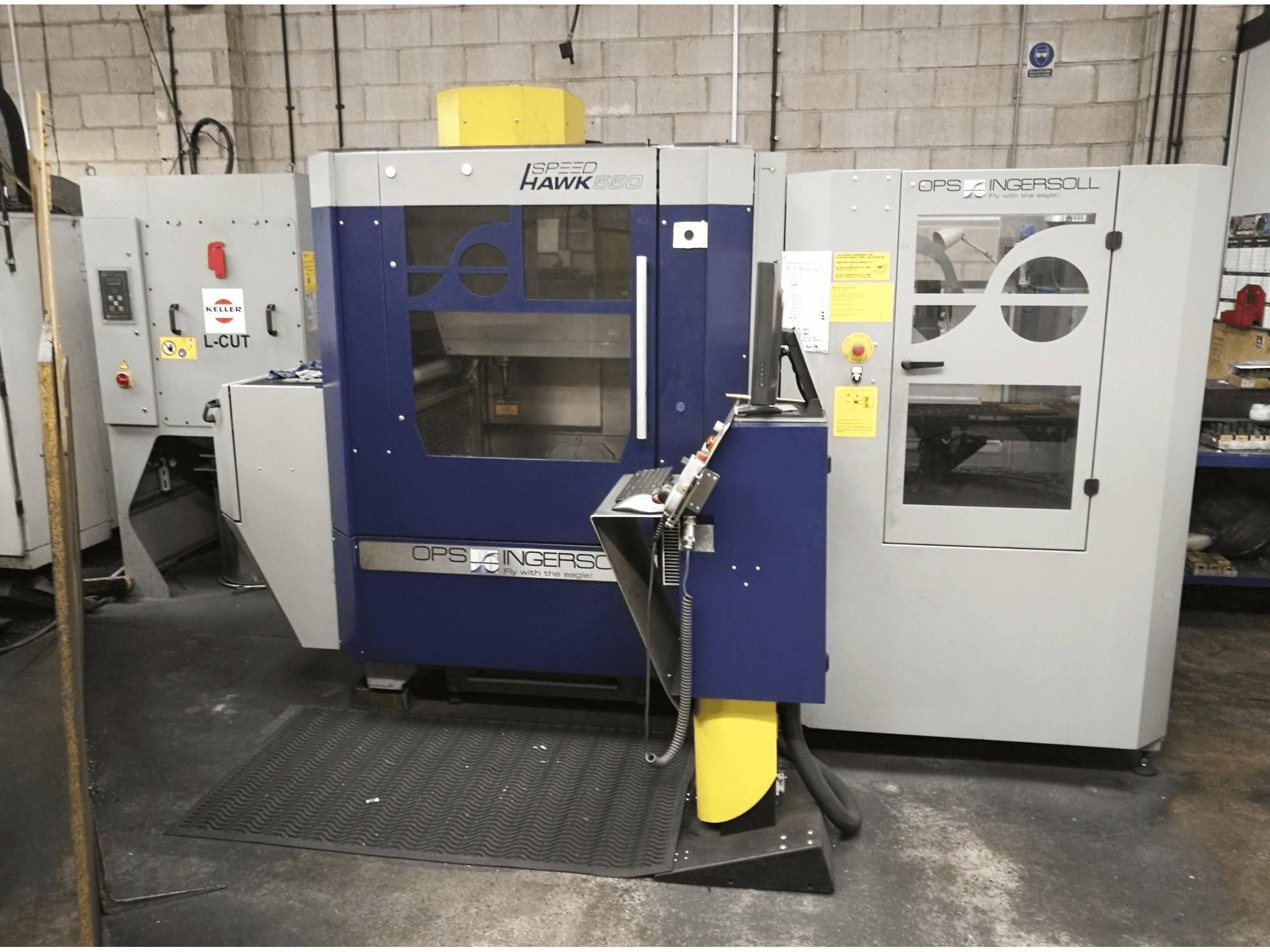 Vooraanzicht van OPS-INGERSOLL Speed Hawk 550 machine