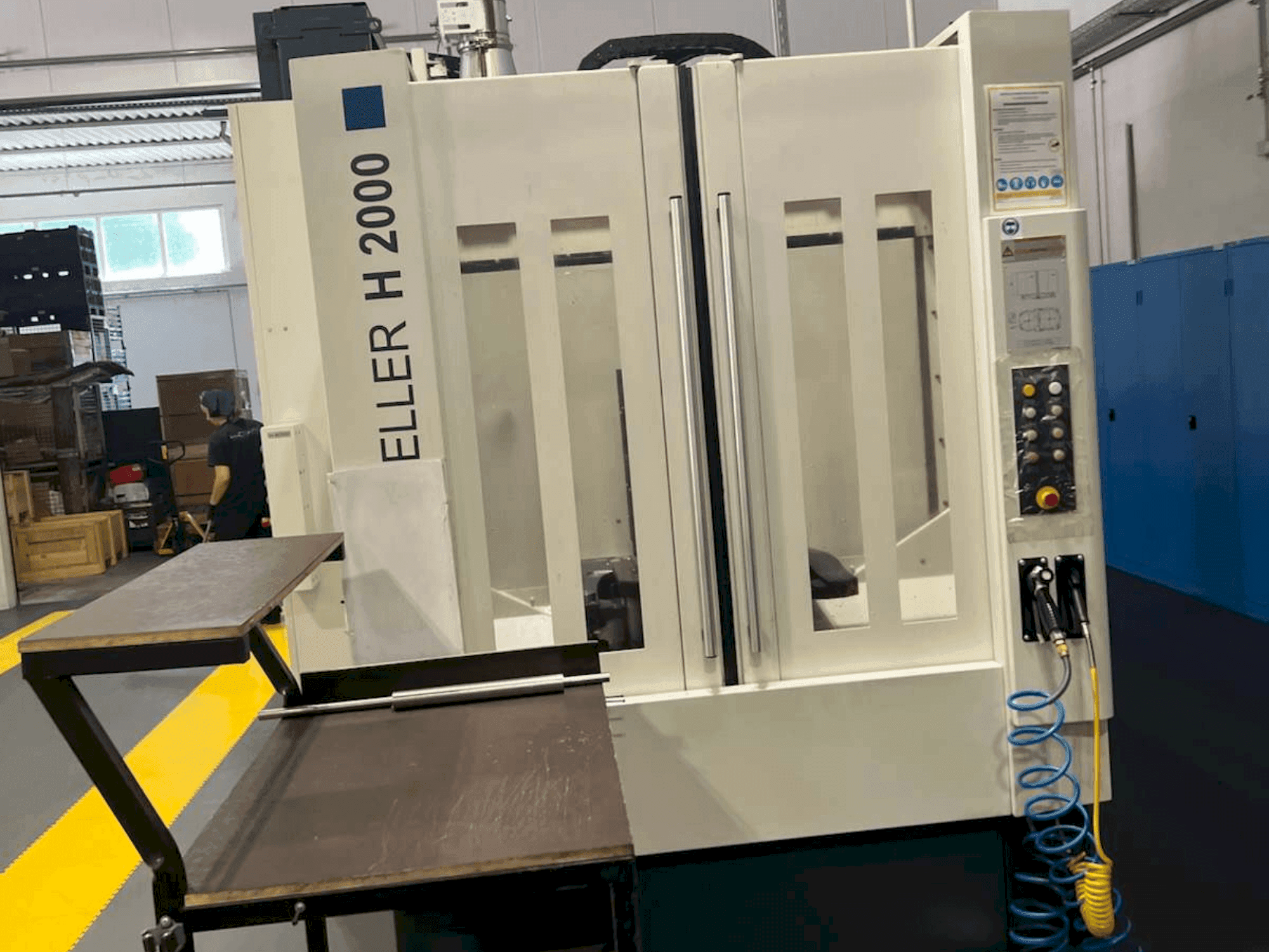 Vooraanzicht van HELLER H2000 machine