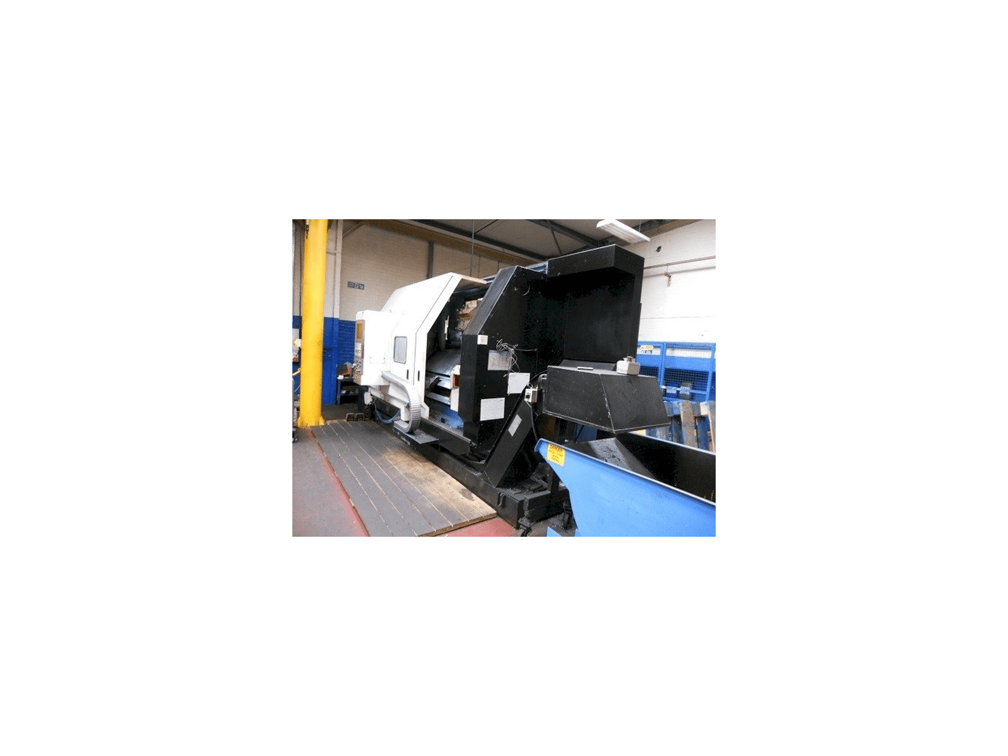 Vooraanzicht van Mazak Slant Turn 50N-2000U machine