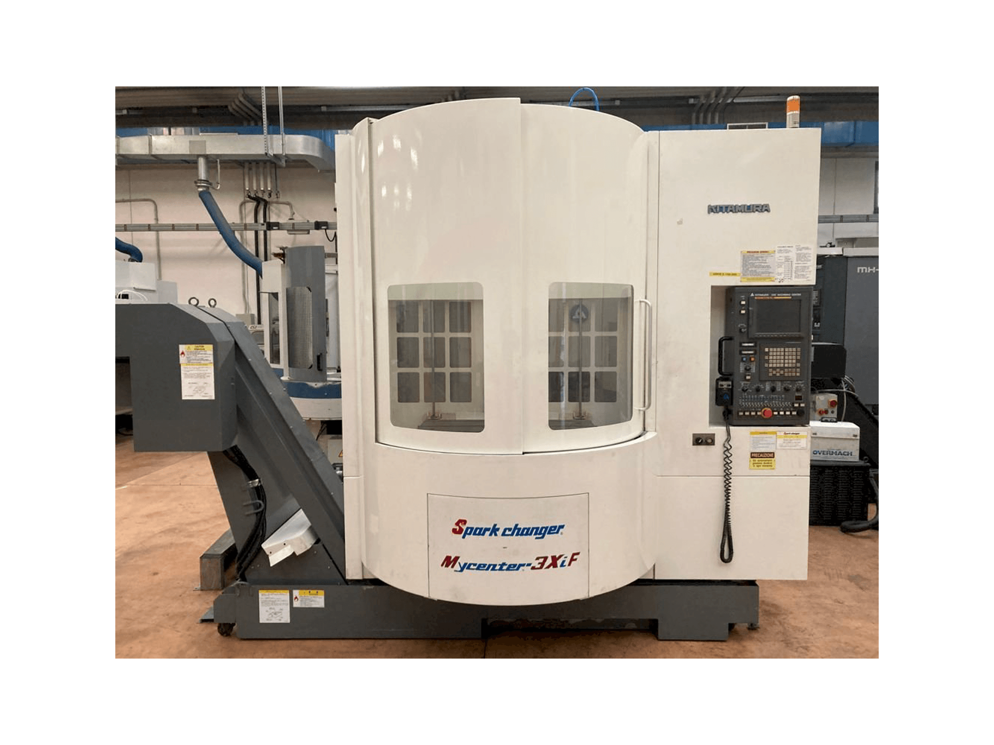 Vooraanzicht van Kitamura Spark Mycenter 3XiF machine