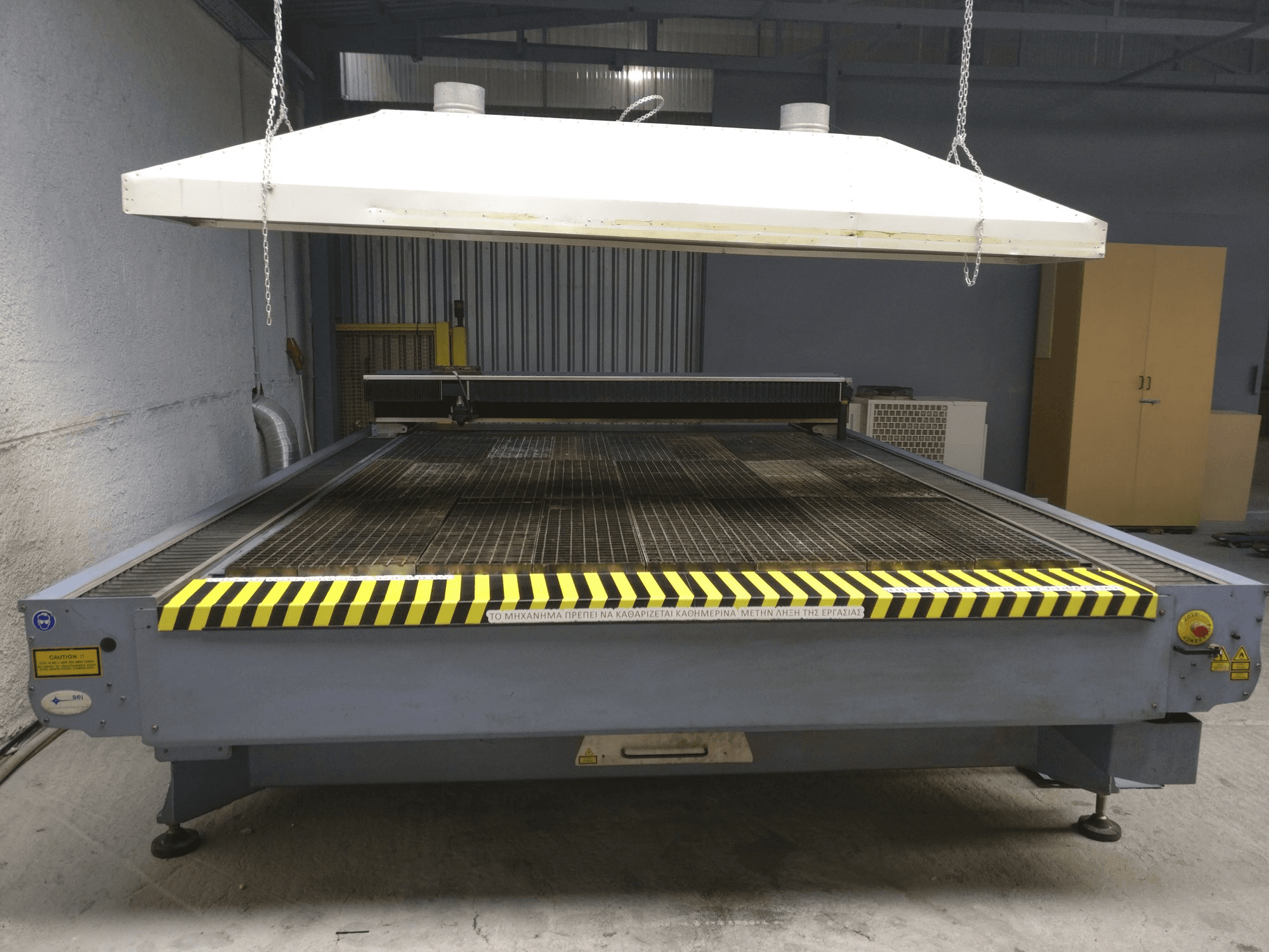 Vooraanzicht van SEI Laser MERCURY 603 machine