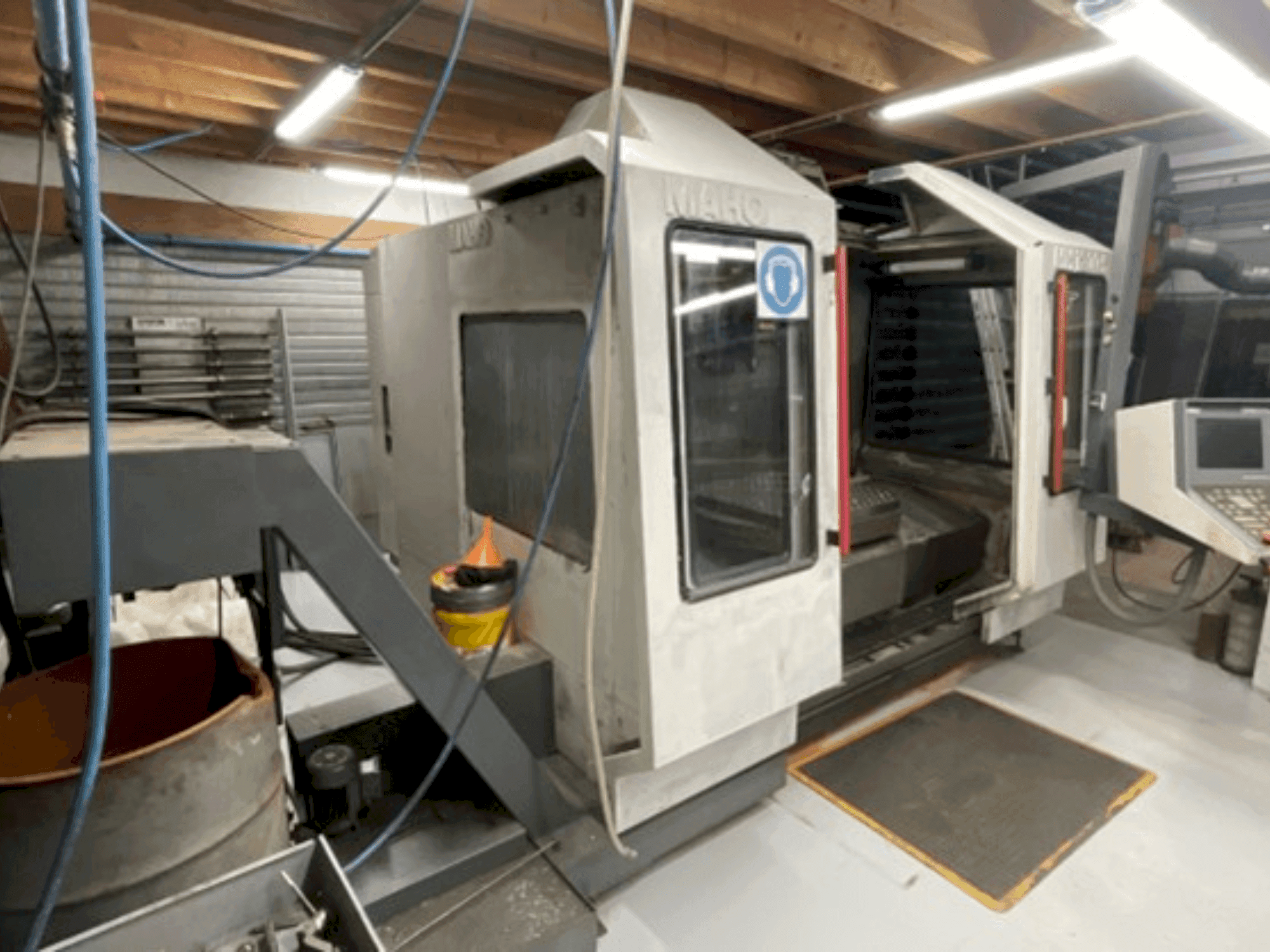 Vooraanzicht van MAHO MH1200S machine