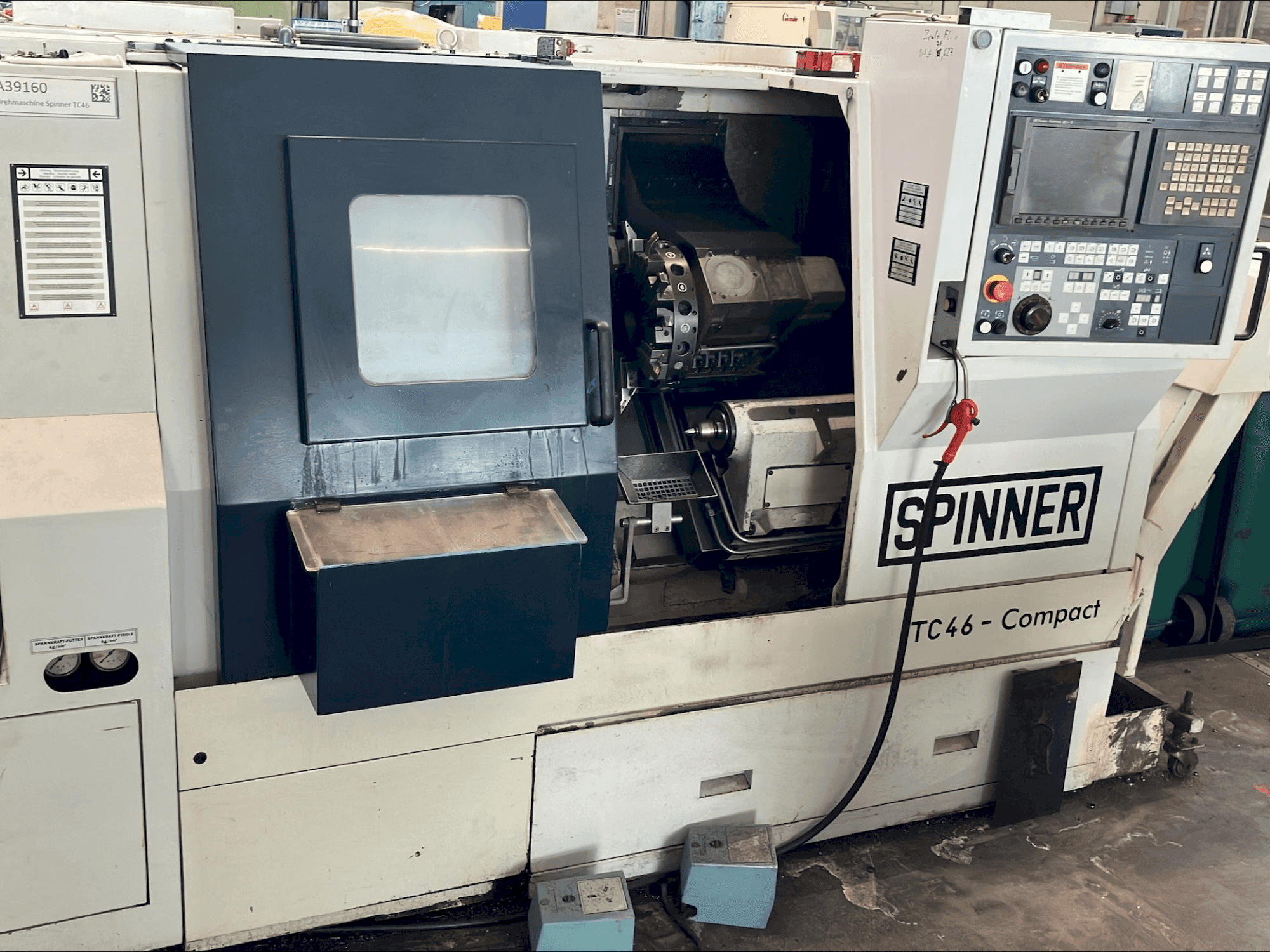 Vooraanzicht van SPINNER TC46-COMPACT machine