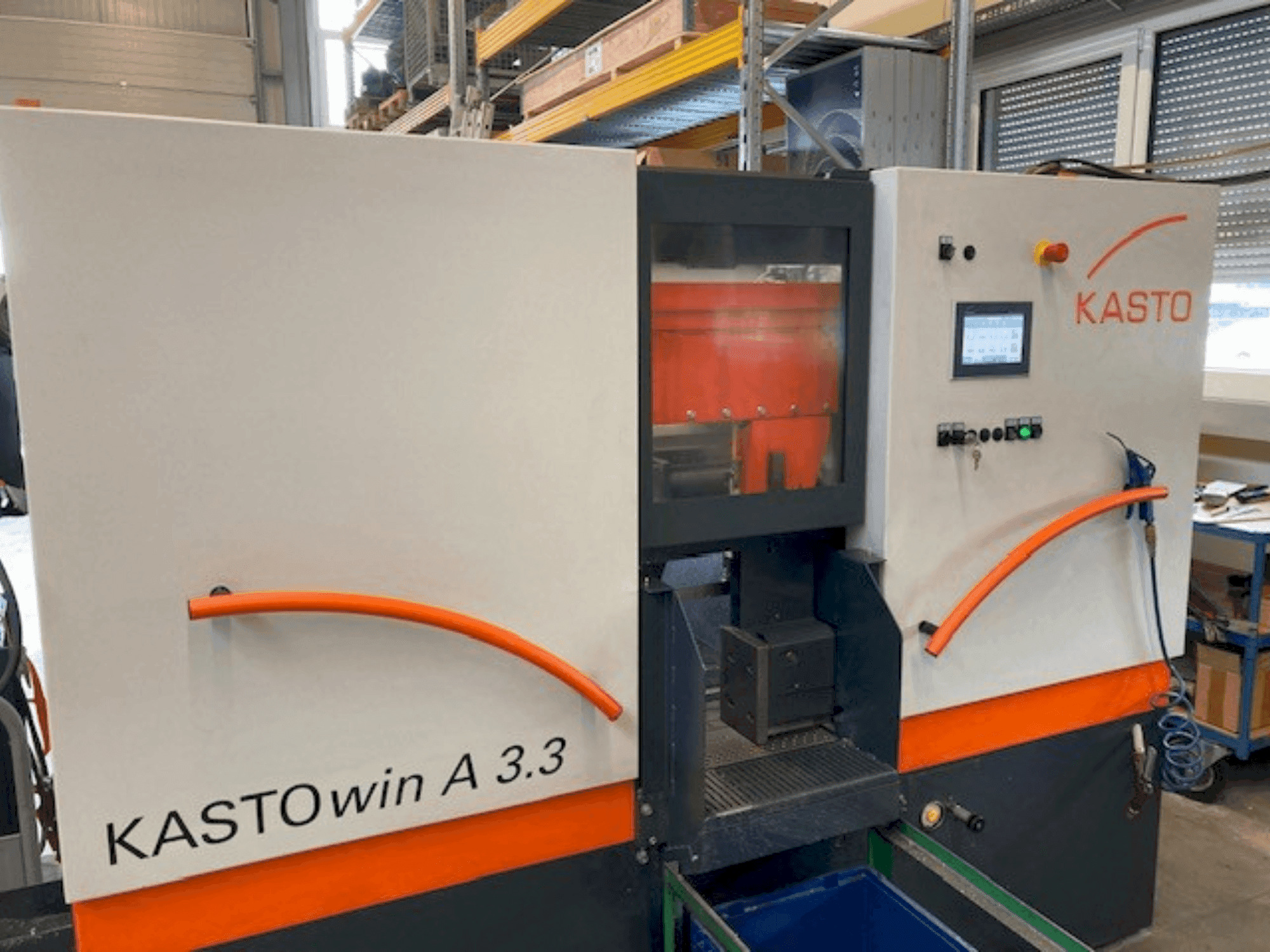 Vooraanzicht van KASTO Win A 3.3 machine