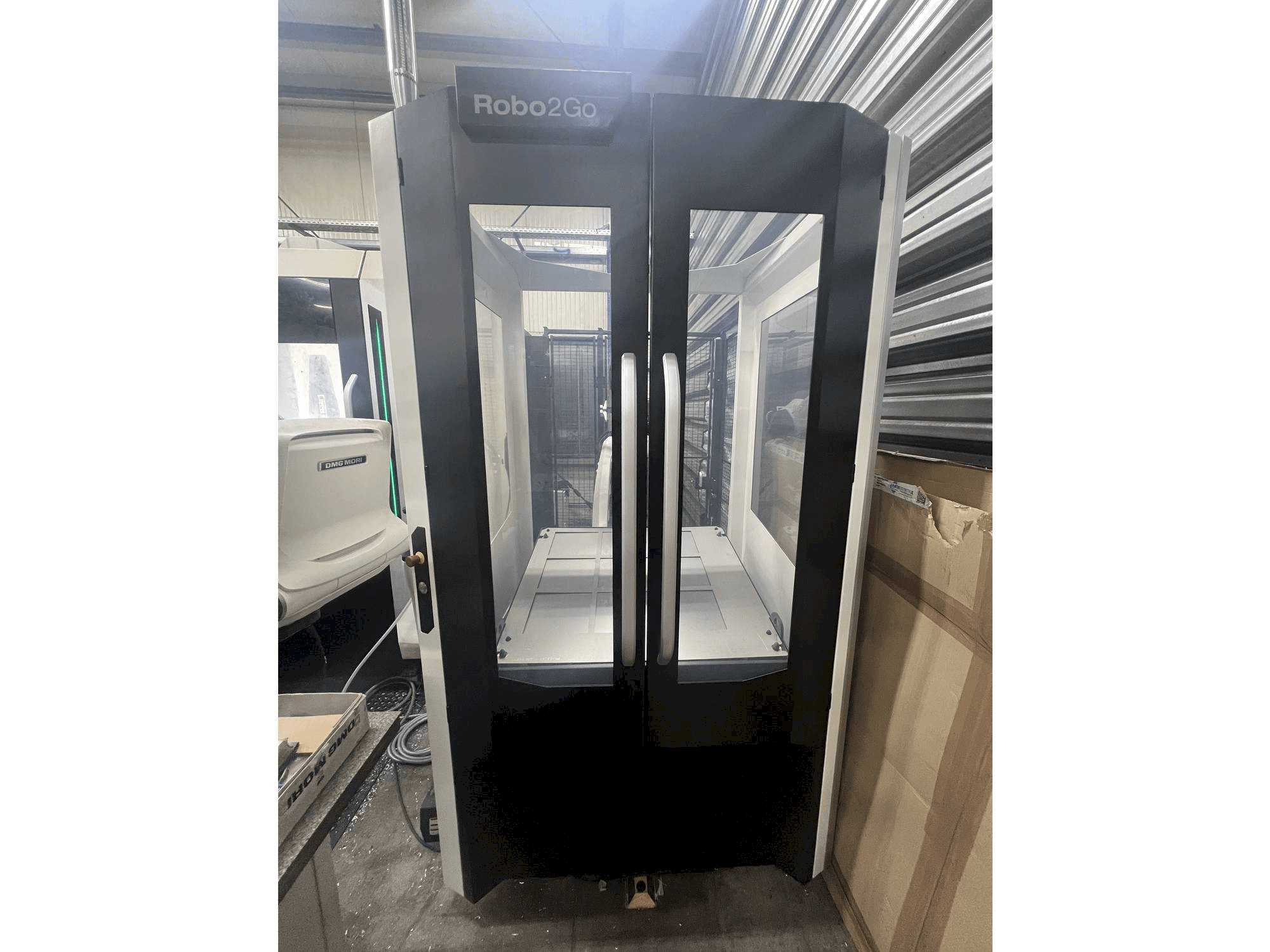 Vooraanzicht van DMG Robo2Go machine