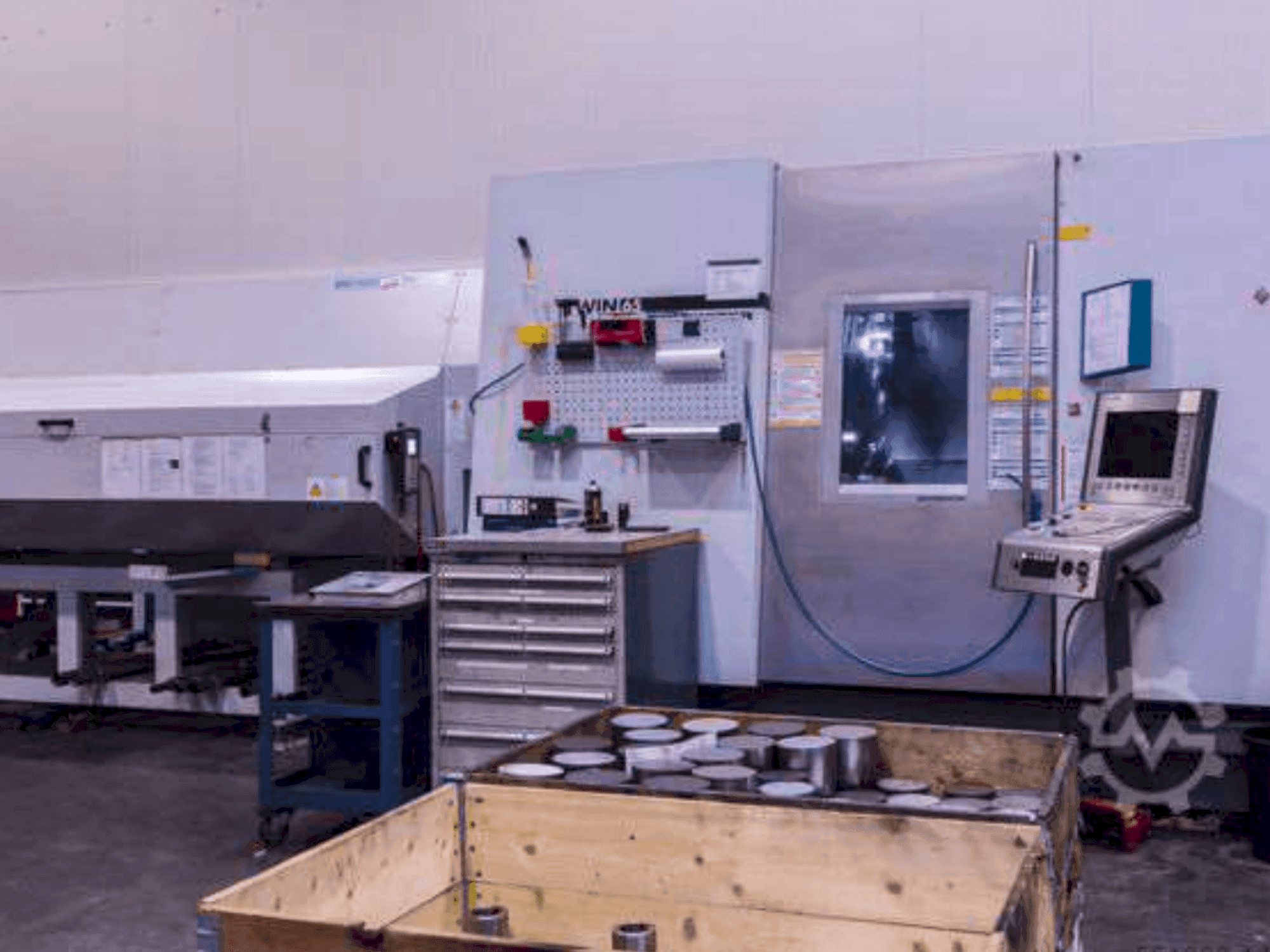 Vooraanzicht van DMG Gildemeister Twin 65 (2004) machine