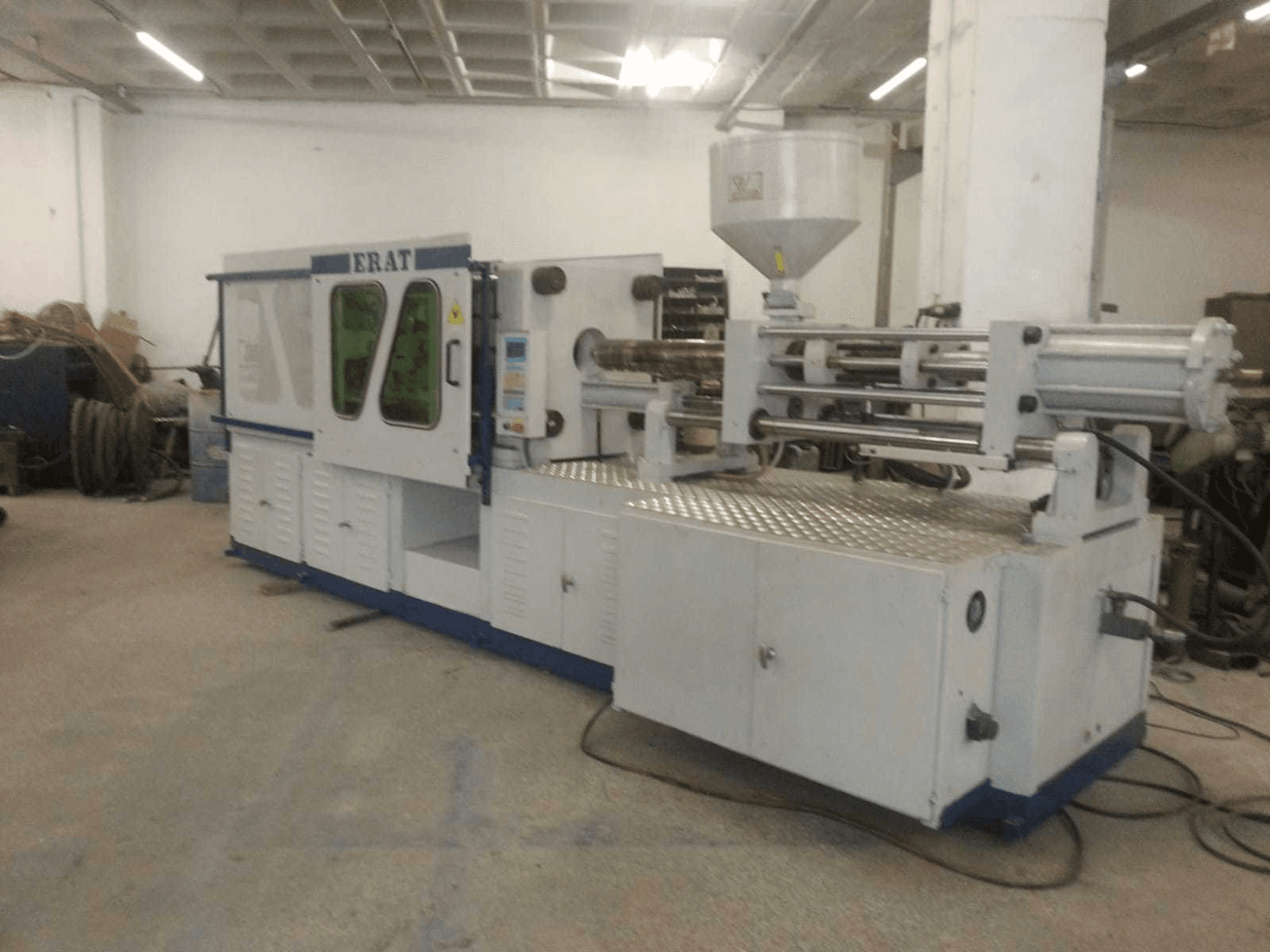 Linkerzijdeaanzicht van ERAT 1500/500 machine