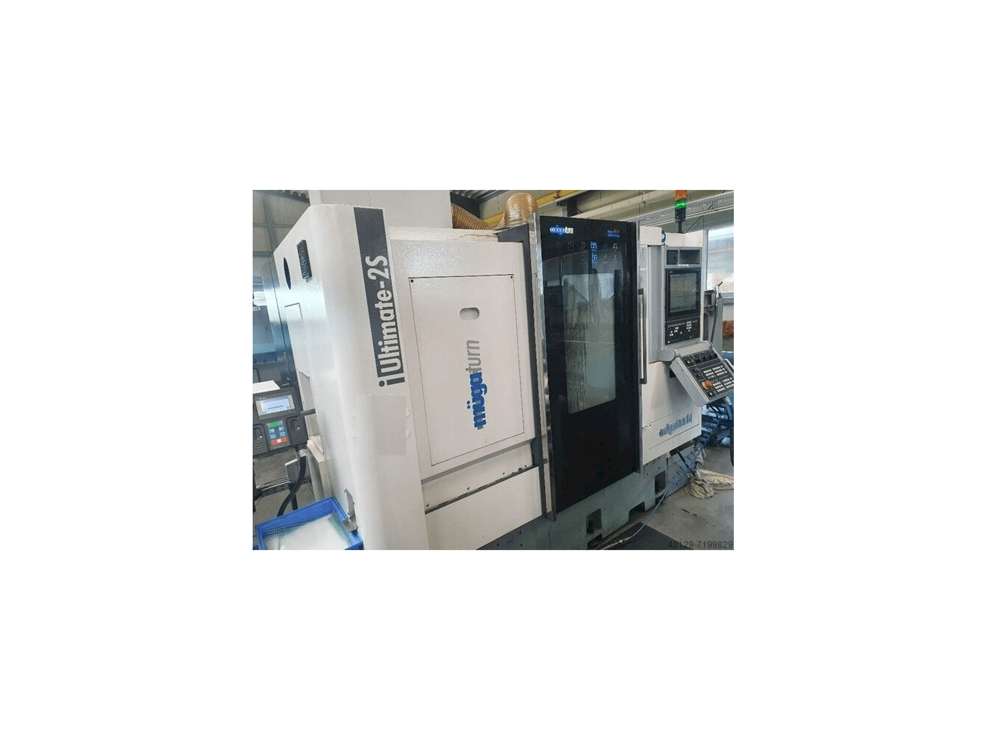 Linkerzijdeaanzicht van Muga iUltimate - 2S machine