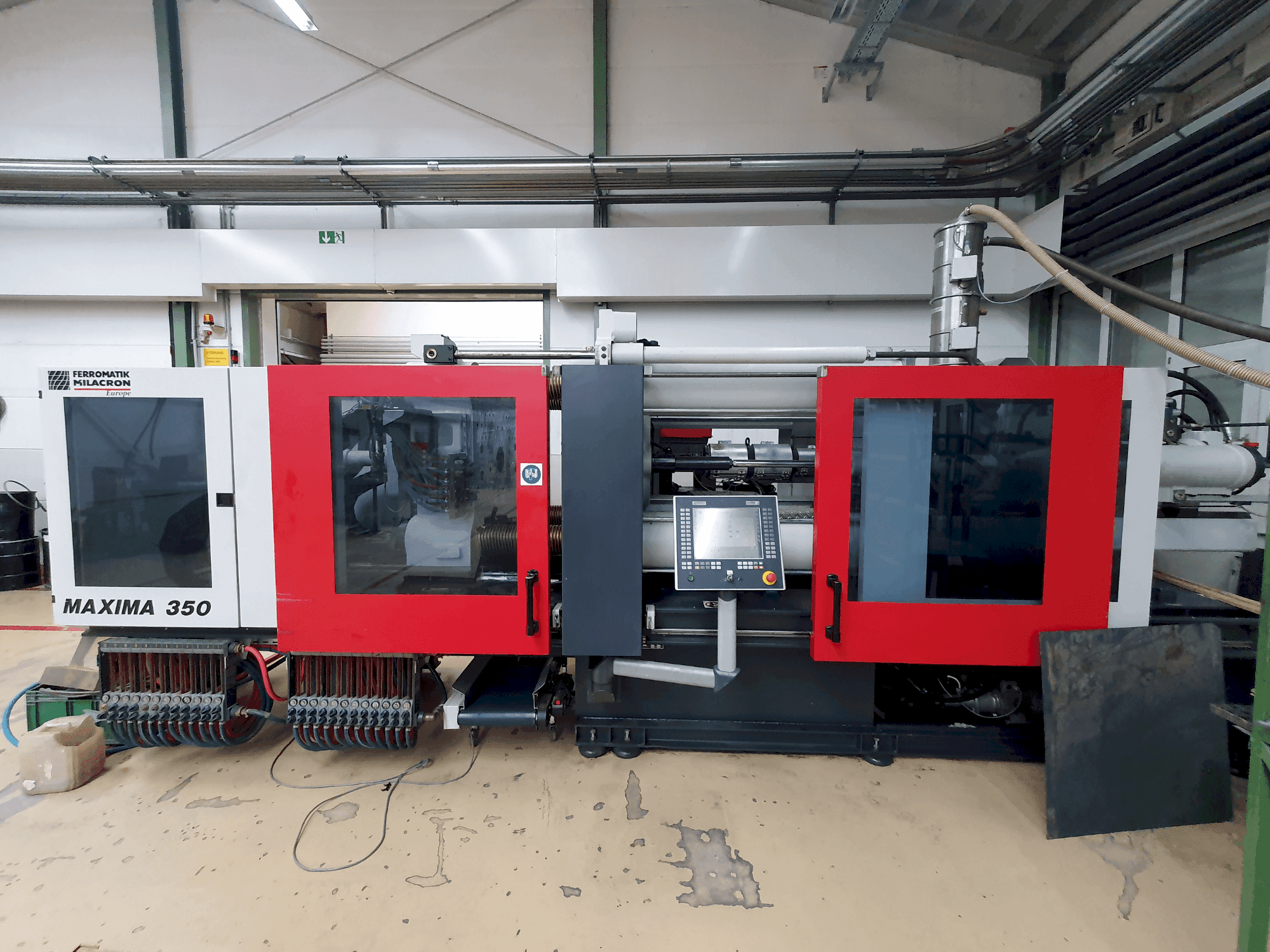 Vooraanzicht van FERROMATIK Maxima 350-2290 machine