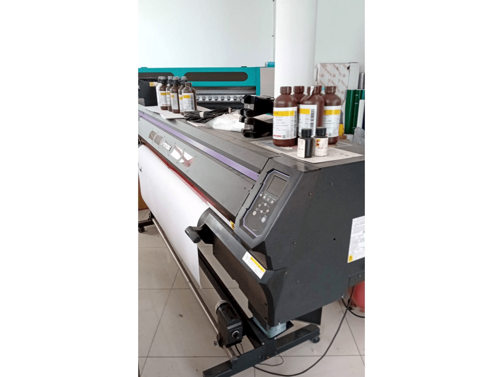Vooraanzicht van MIMAKI ucjv300-160 machine