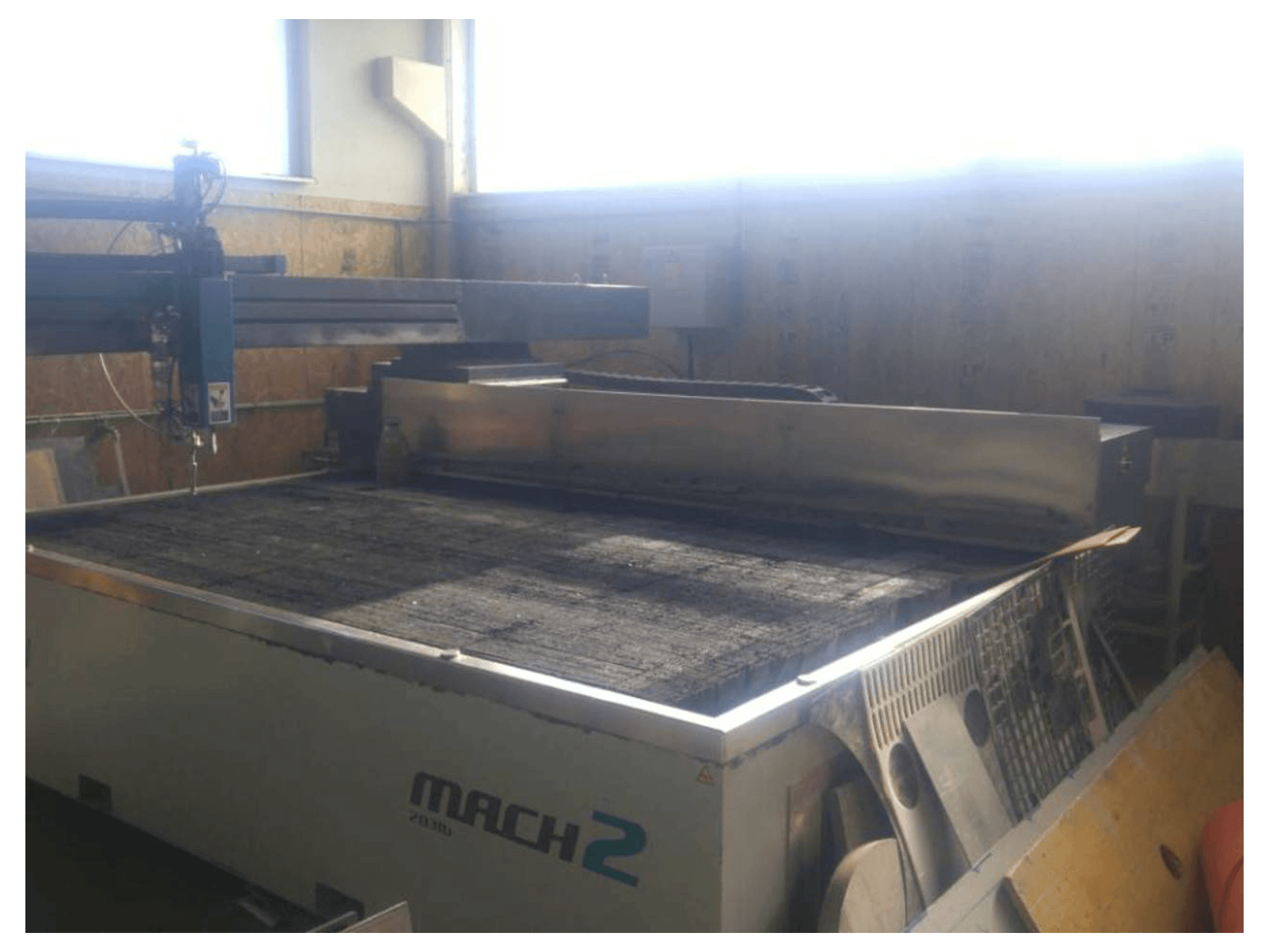 Vooraanzicht van Flow Mach2-3120b machine