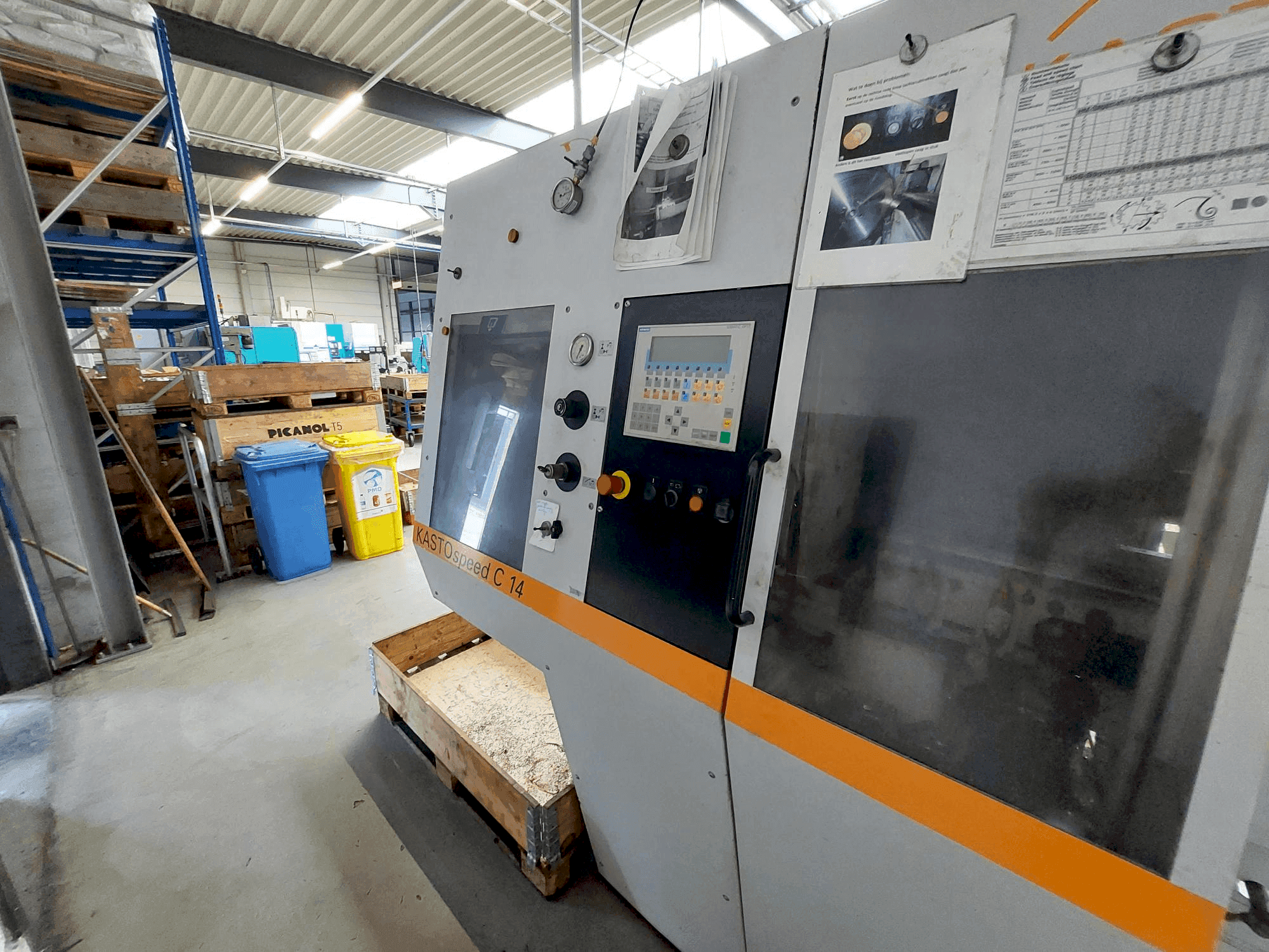 Vooraanzicht van KASTO speed C 14 machine