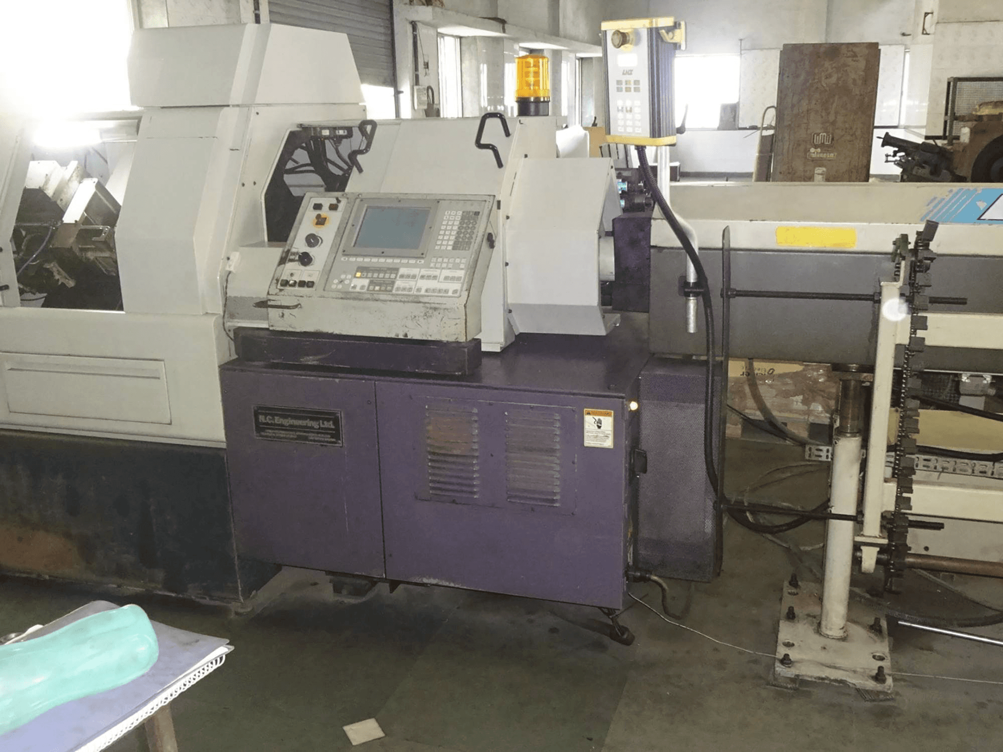 Vooraanzicht van Citizen L-25 machine