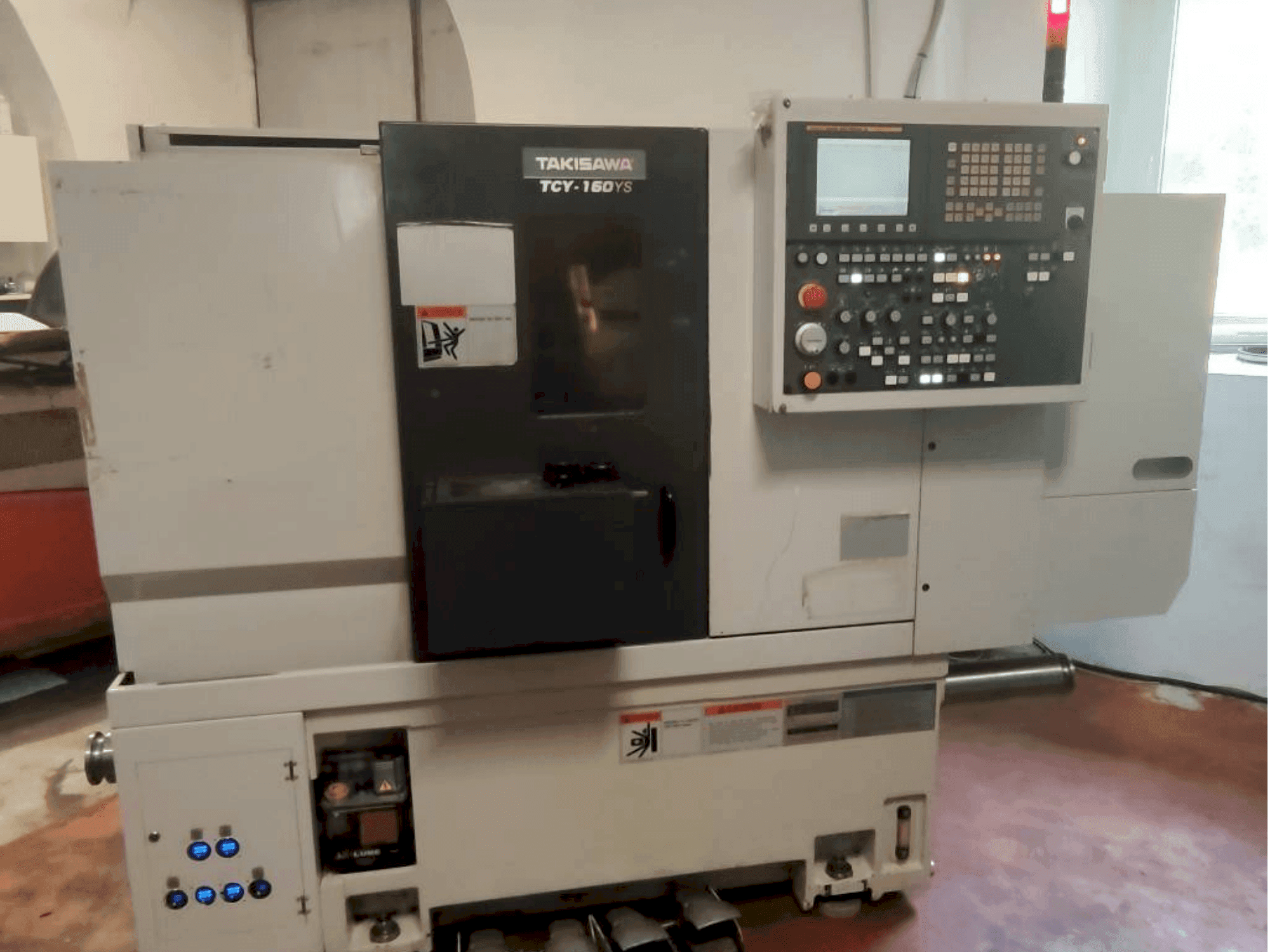 Vooraanzicht van Takisawa TCY-160YS L3 machine